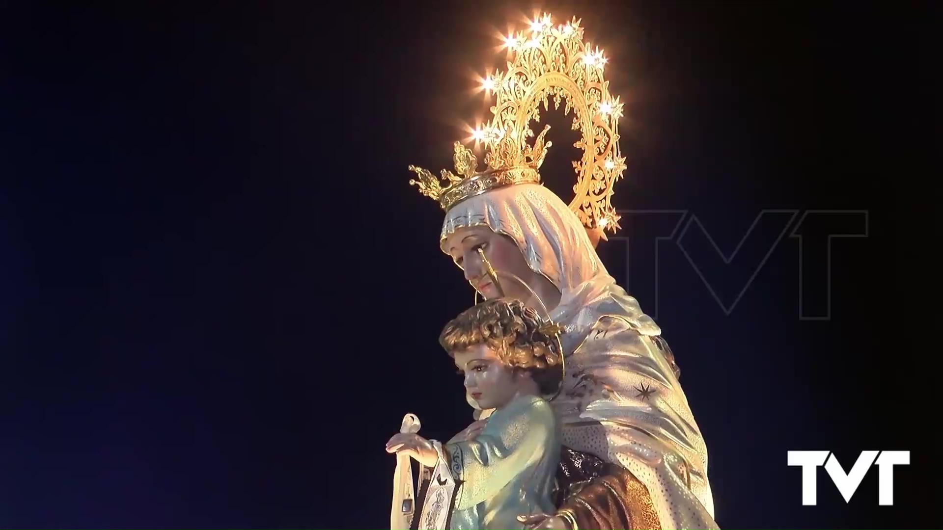 Imagen de La Estrella de los Mares recorrió las calles y bahía torrevejense en su día grande