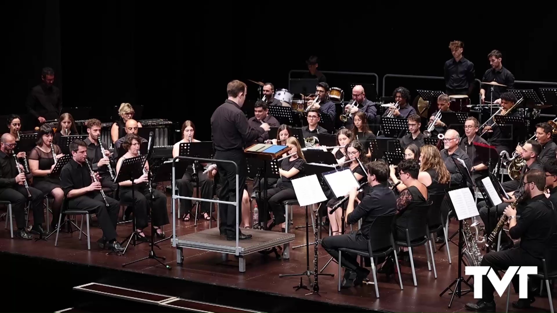 Imagen de La UMT pone al público en pie con un magistral concierto de verano dedicado a música latina