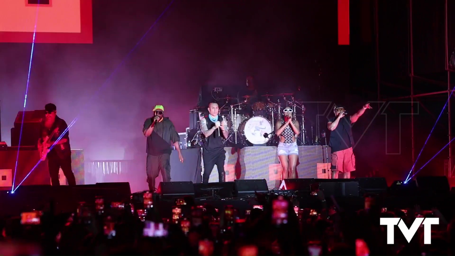 Imagen de Gran éxito del concierto de Black Eyed Peas en Torrevieja