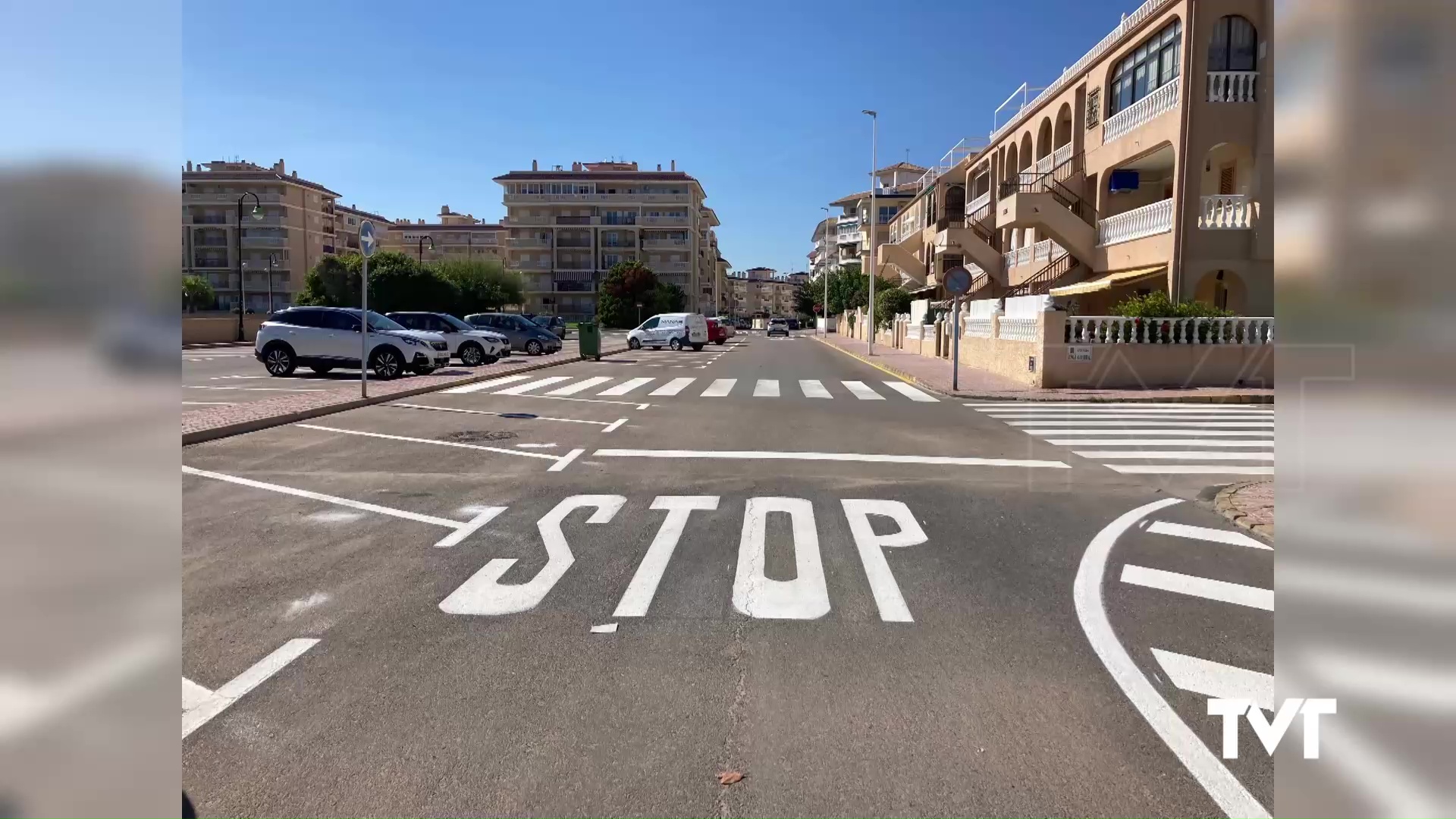 Imagen de El repintado de las marcas viales horizontales de Torrevieja llega al 70%