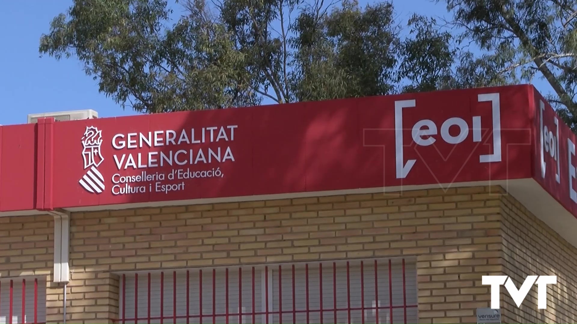 Imagen de Un error de Consellería de Educación provoca una sobre matriculación en la EOI de Torrevieja