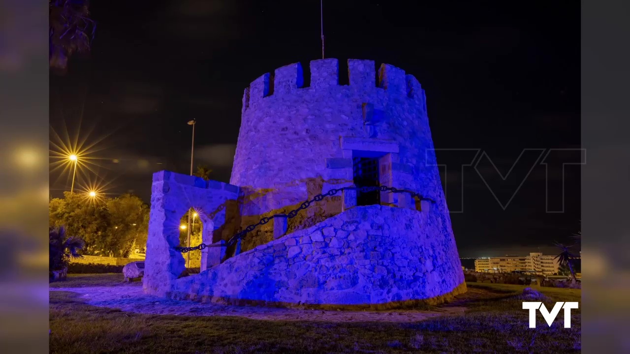 Imagen de Torrevieja ilumina su Torre del Moro de azul para sumarse al Día Internacional de la Dislexia