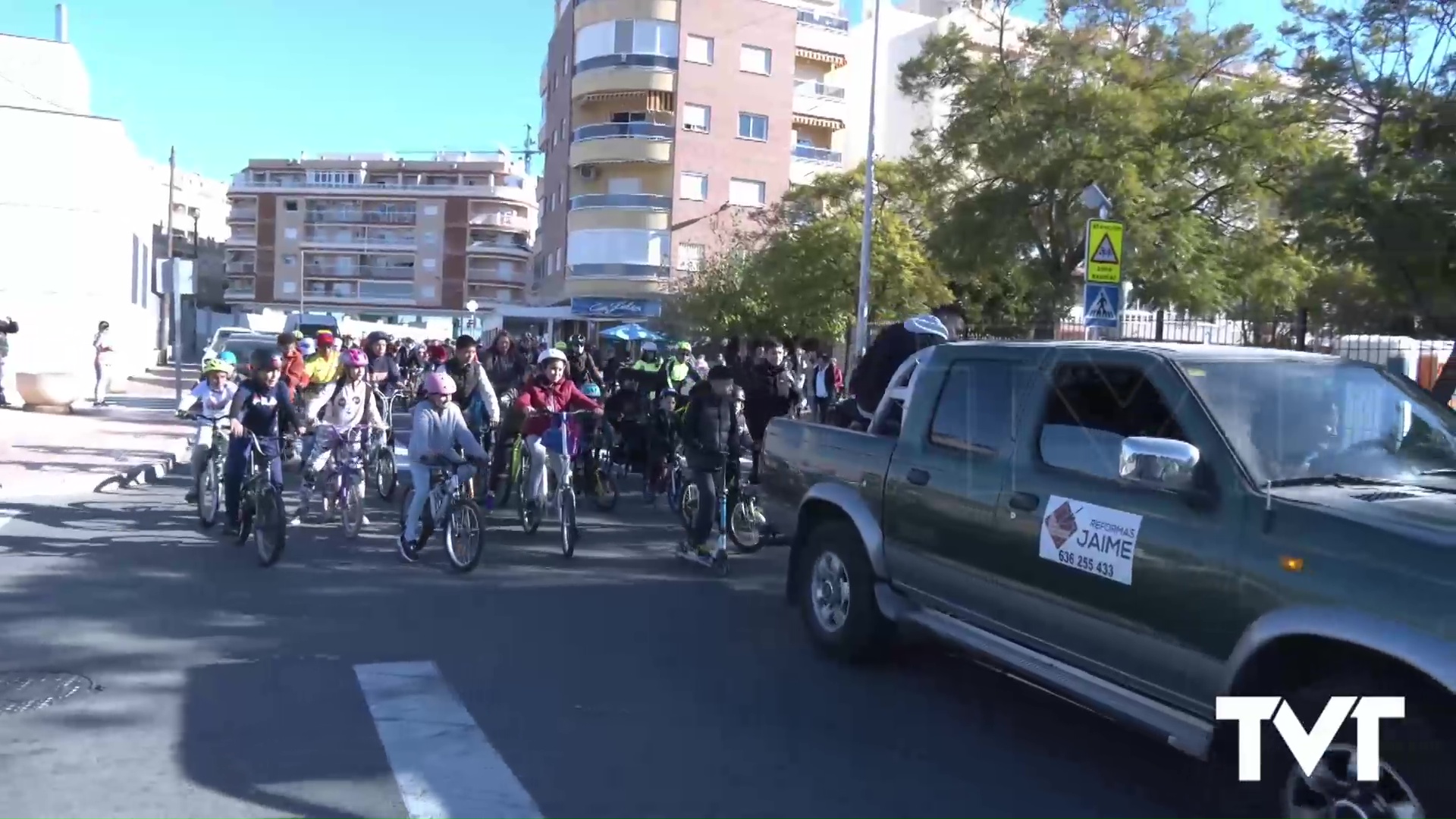 Imagen de El Barrio del Acequión vivió su particular «Diversiquión»