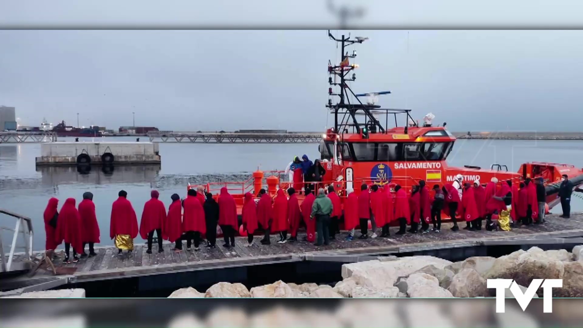 Imagen de Rescatada en aguas de Torrevieja una nueva patera