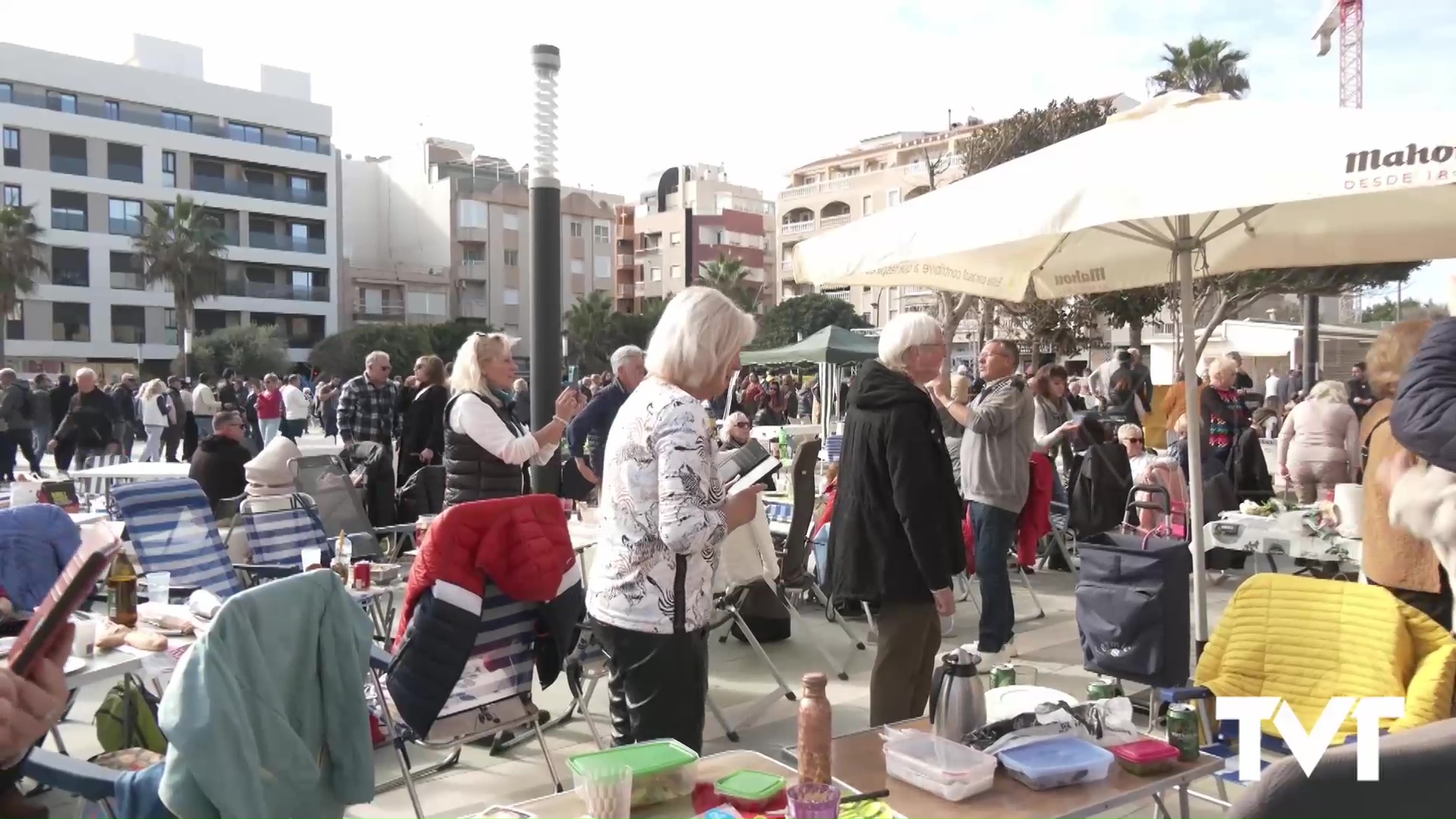 Imagen de Miles de personas se reúnen en Torrelamata en torno a la Fiesta Internacional del Producto Ibérico 