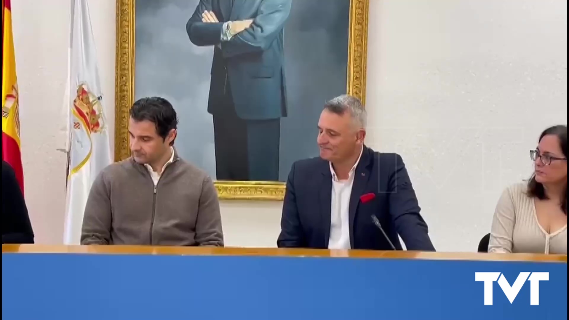 Imagen de Virgilio Estremera toma posesión como nuevo secretario general del pleno del Ayuntamiento de Torrevieja tras la jubilación de Pilar Vellisca