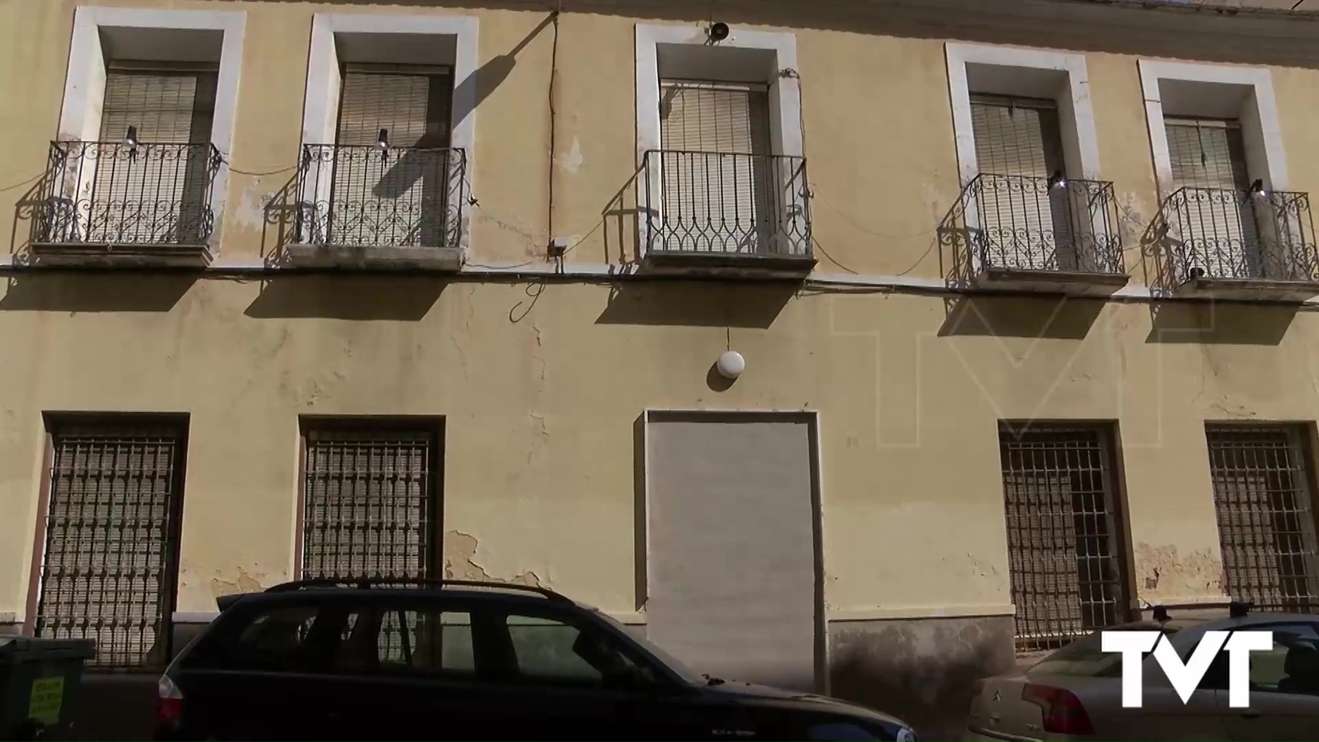 Imagen de El antiguo parvulario de la Purísima y local de ensayo serán derribados para erigir un nuevo edificio, que recreará la antigua fachada, y donde se ubicará la lanzadera de empresas 