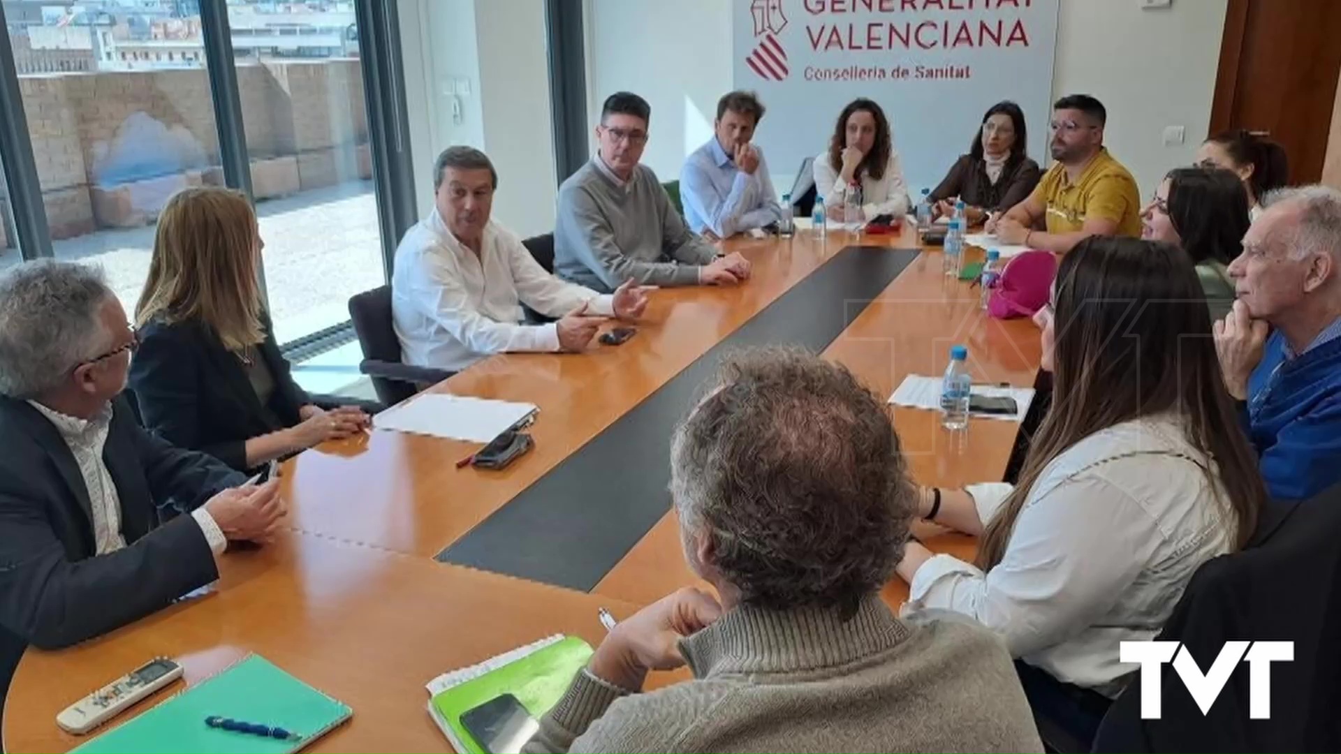 Imagen de Comité de empresa y Consellería de sanidad firman acuerdo sobre condiciones laborales del personal a extinguir de Torrevieja 