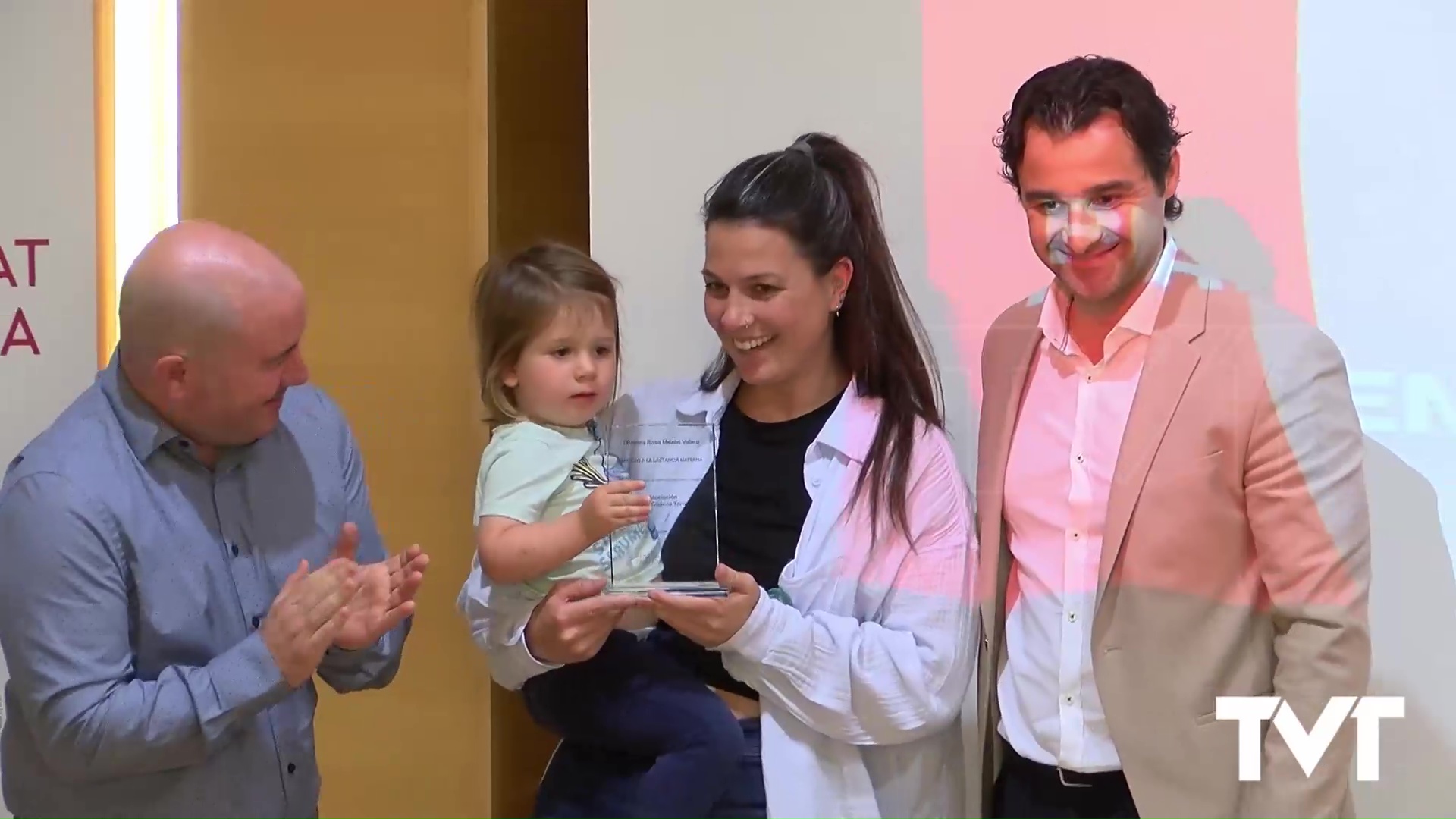Imagen de La Asociación Lazos de Crianza galardonada con el I premio «Rosa Mazón Valero» 