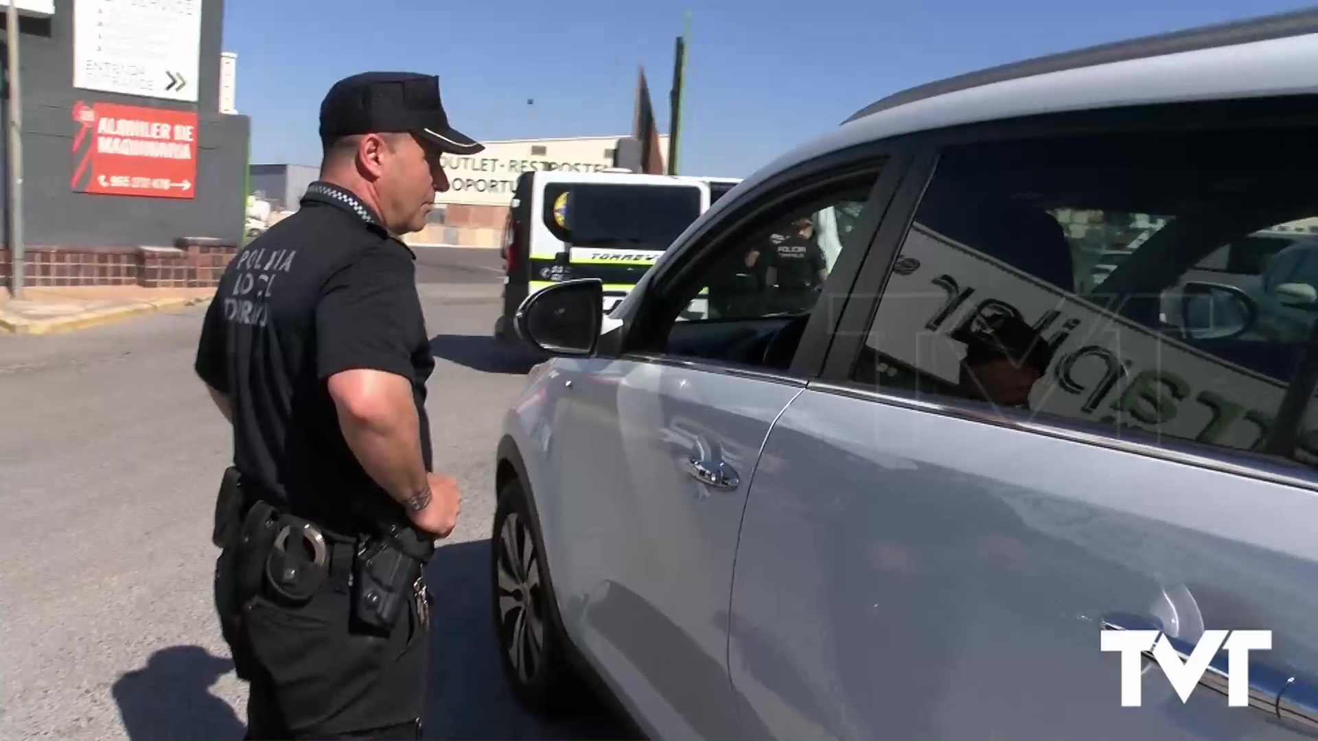 Imagen de Las cámaras de TVT presentes en un control de la policía local sobre alcohol y drogas 