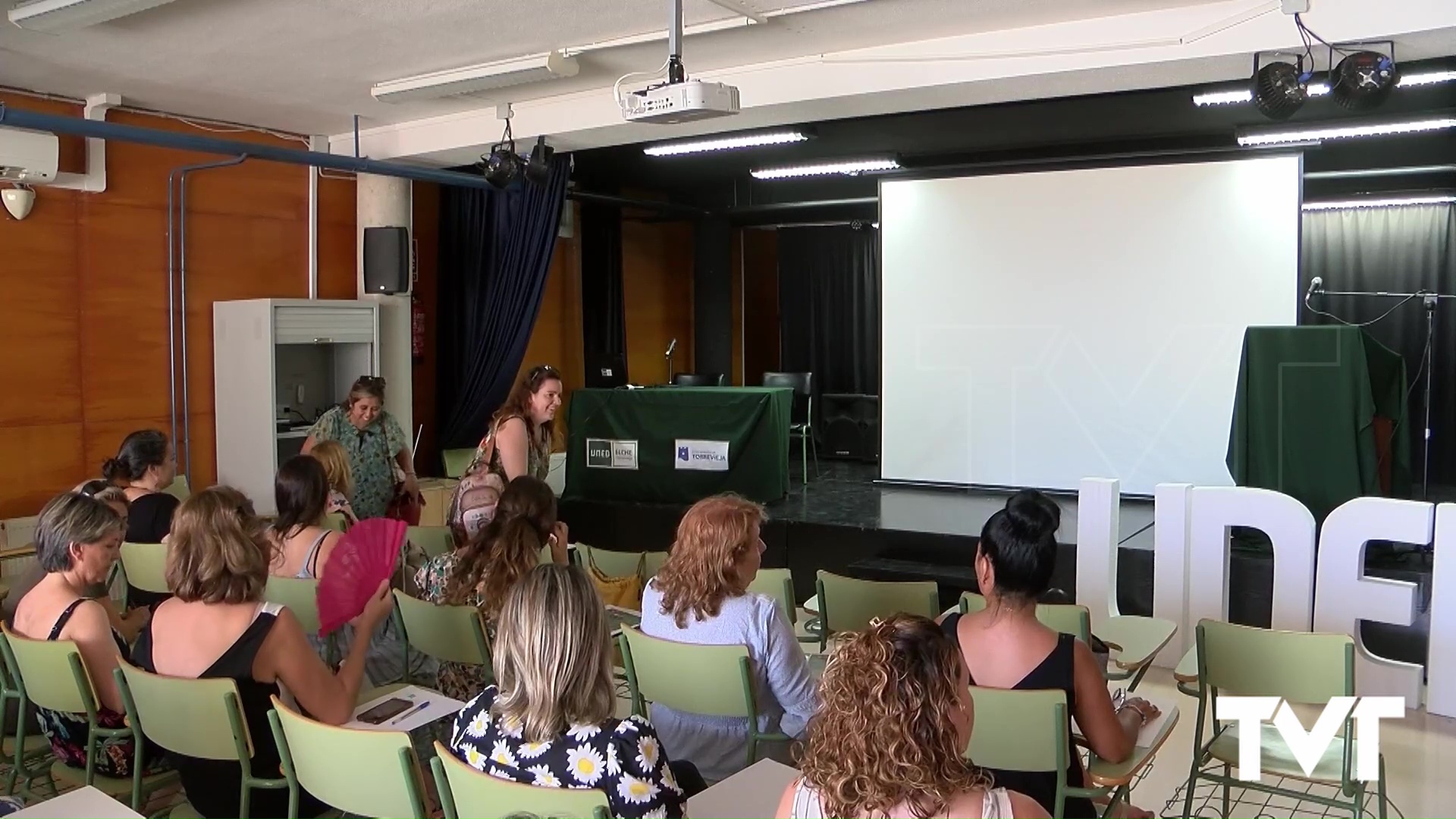 Imagen de Neurociencia, matemáticas que nos rodean, yoga práctico y el patrimonio de nuestra huerta, contenido Universidad Abierta UNED Torrevieja para 2024-2025 