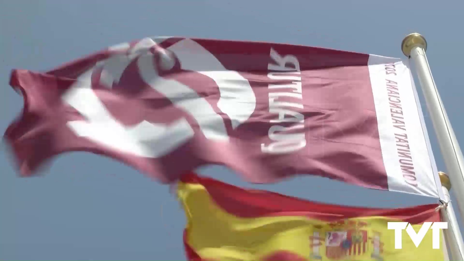 Imagen de Torrevieja renueva las seis banderas Qualitur para sus playas
