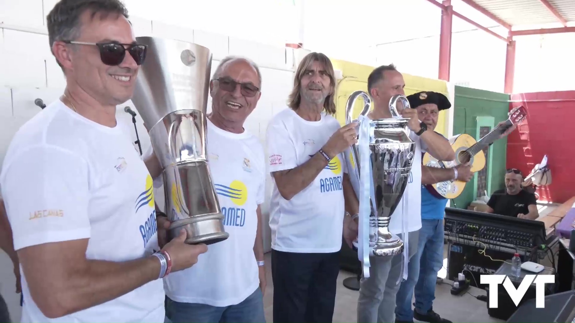 Imagen de En torno a medio millar de madridistas de las provincias de Alicante y Murcia se concentraron en Torrevieja