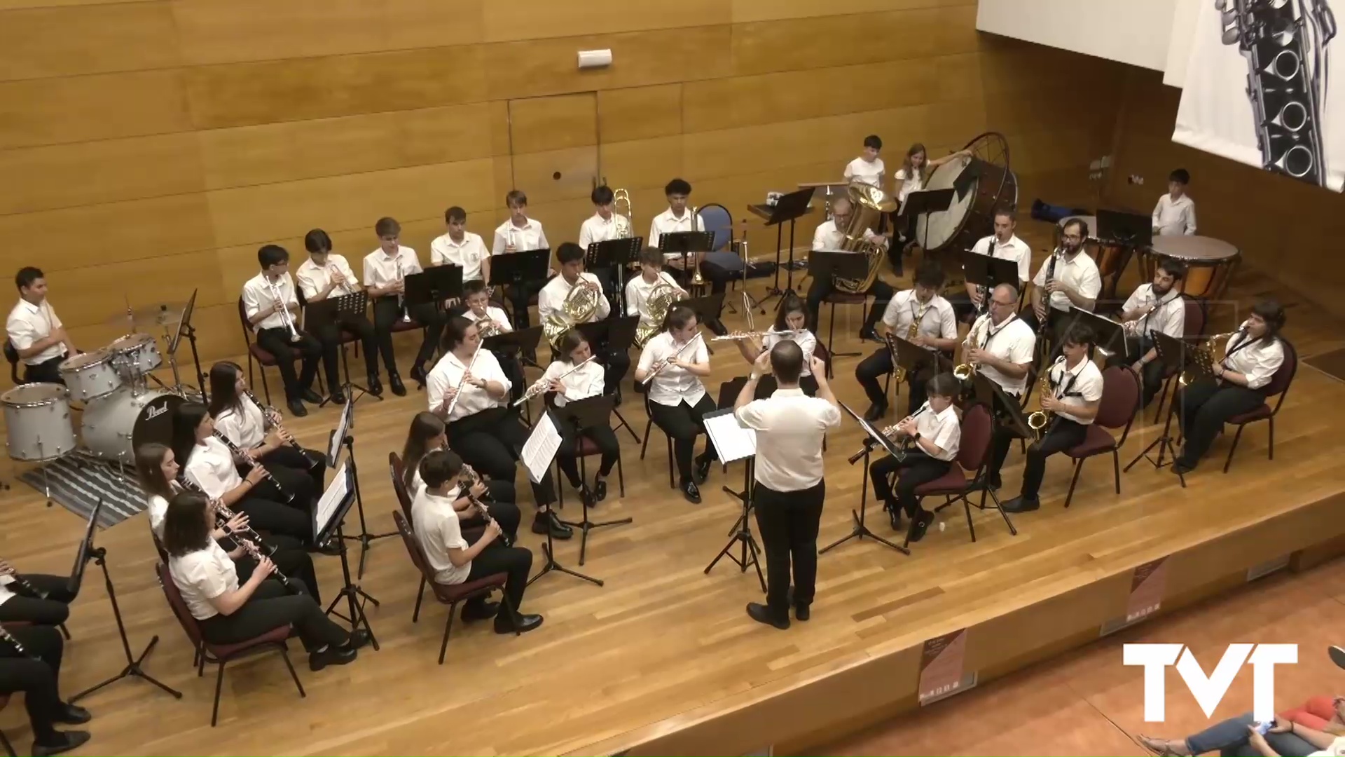 Imagen de La campaña de Música en los pueblos de Diputación nos deleita con un extraordinario concierto de la Banda Juvenil de la UMT