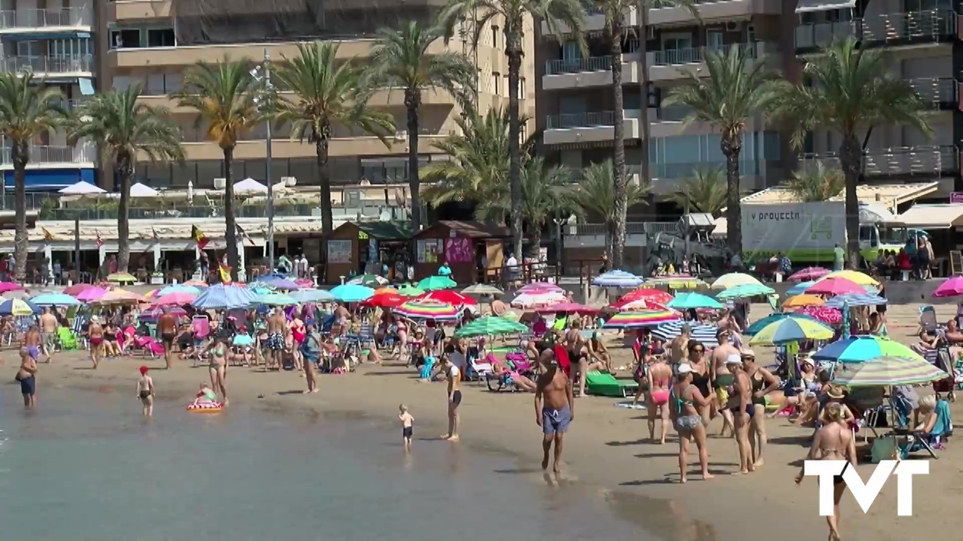 Imagen de Turismo de segunda residencia en Torrevieja y los torrevejenses en busca de otros destinos 