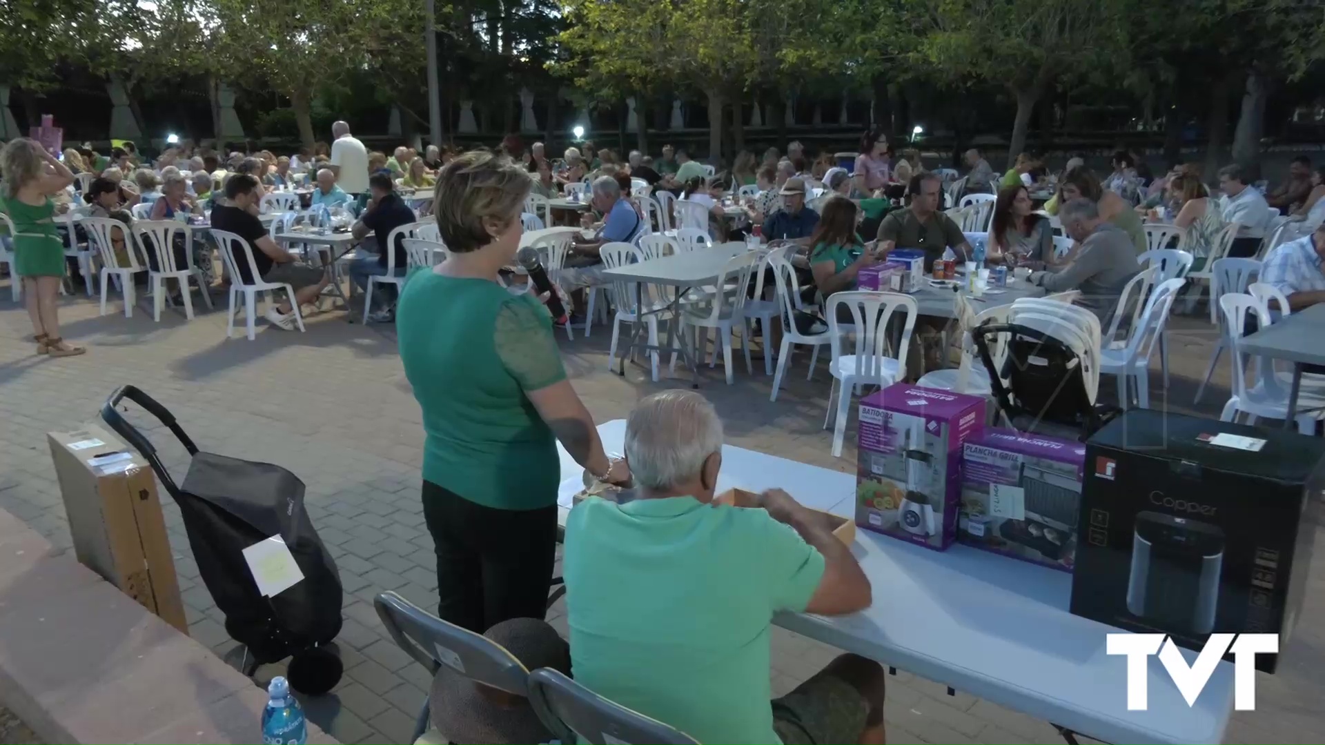 Imagen de Gran éxito de la Verbena solidaria del Trébol en el parque de las Naciones organizada por Asimepp 4