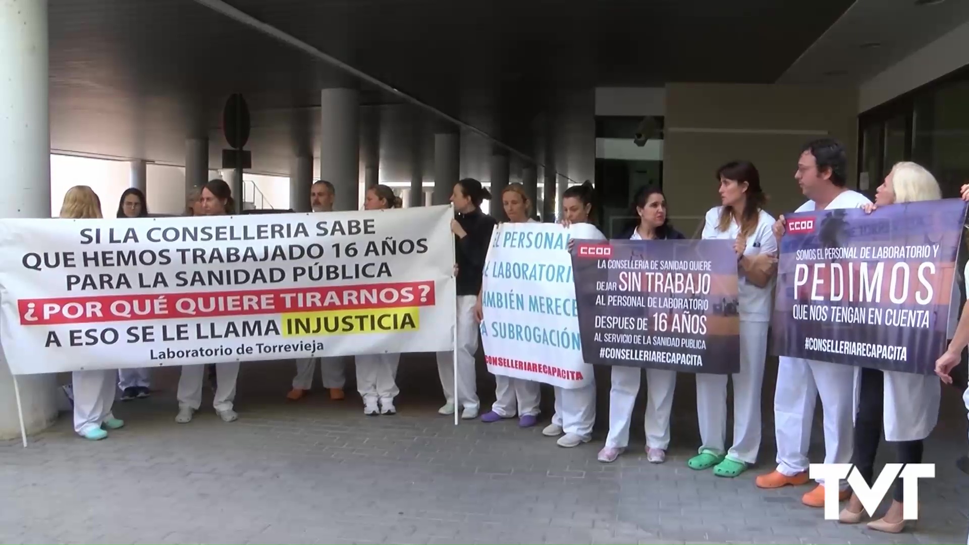 Imagen de El día 22 de julio la treintena de trabajadoras del laboratorio del Hospital de Torrevieja se irán a la calle 
