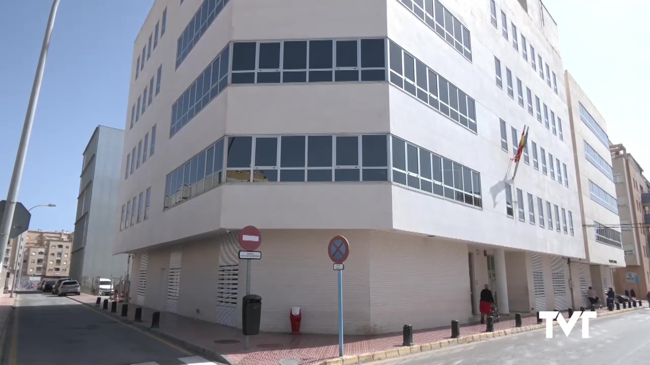 Imagen de 	Salomé Pradas anuncia el inicio de los trámites para ejecutar la ampliación del Palacio de Justicia de Torrevieja