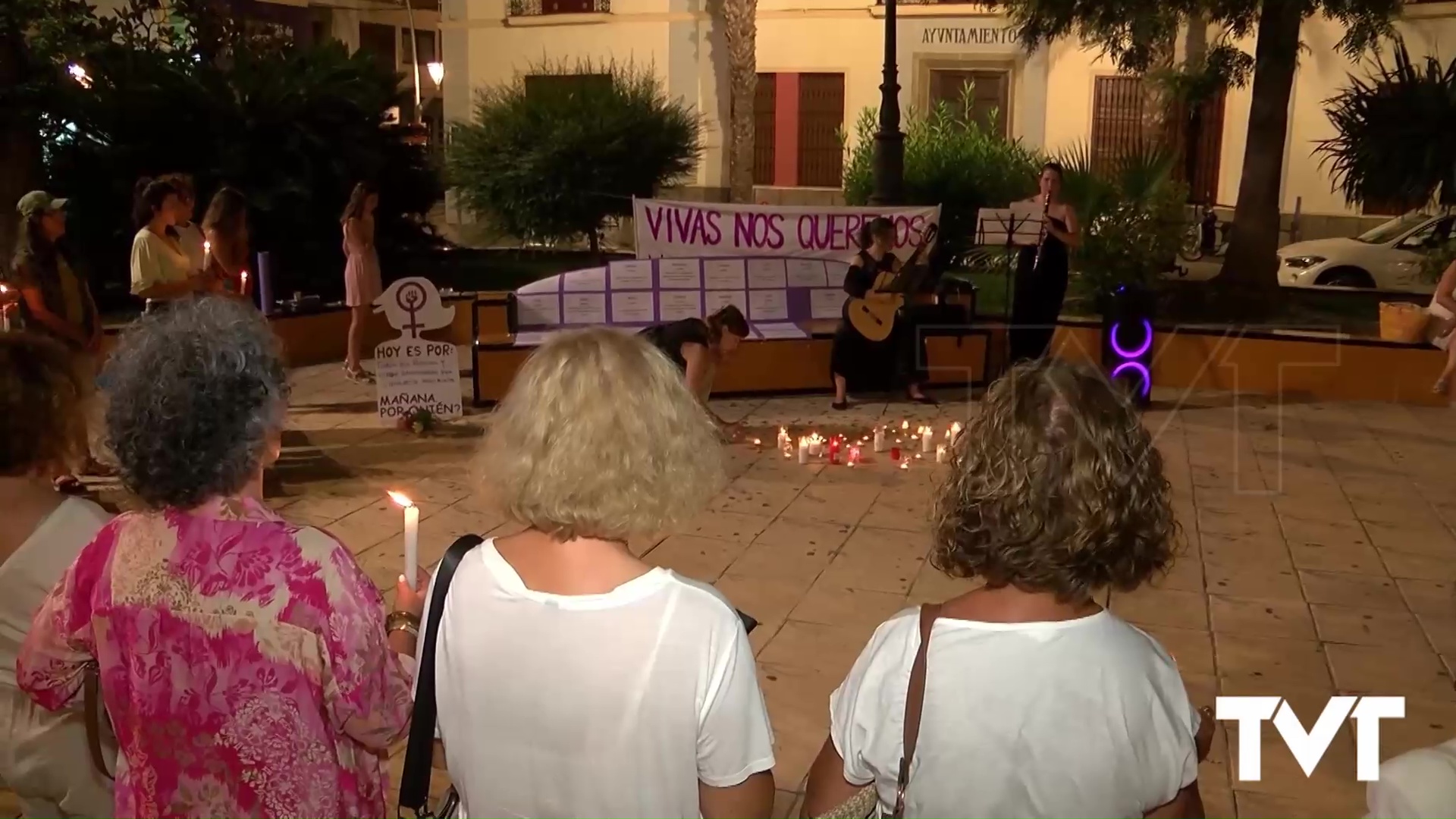 Imagen de El colectivo «Nos Queremos Vivas» organiza una «vigilia» por las mujeres asesinadas por violencia machista