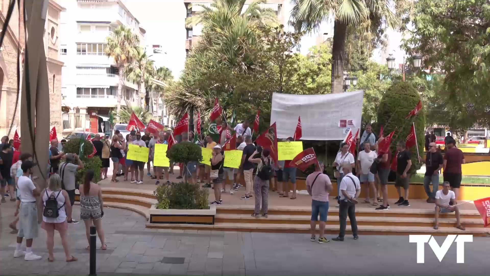 Imagen de Trabajadores de la limpieza viaria y RSU reivindican el cumplimiento de su convenio y de los pliegos de la contrata 