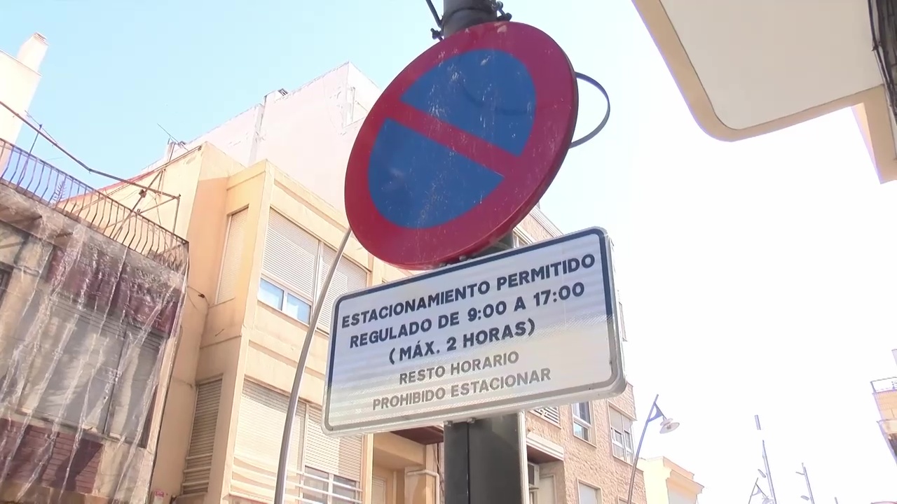 Imagen de Nuevo horario para estacionar en Ramón Gallud: sólo permitido de 9h a 17h