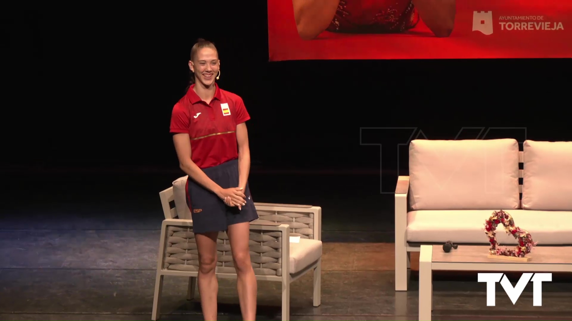 Imagen de Torrevieja recibe a Polina Berezina tras su paso por los JJOO de París