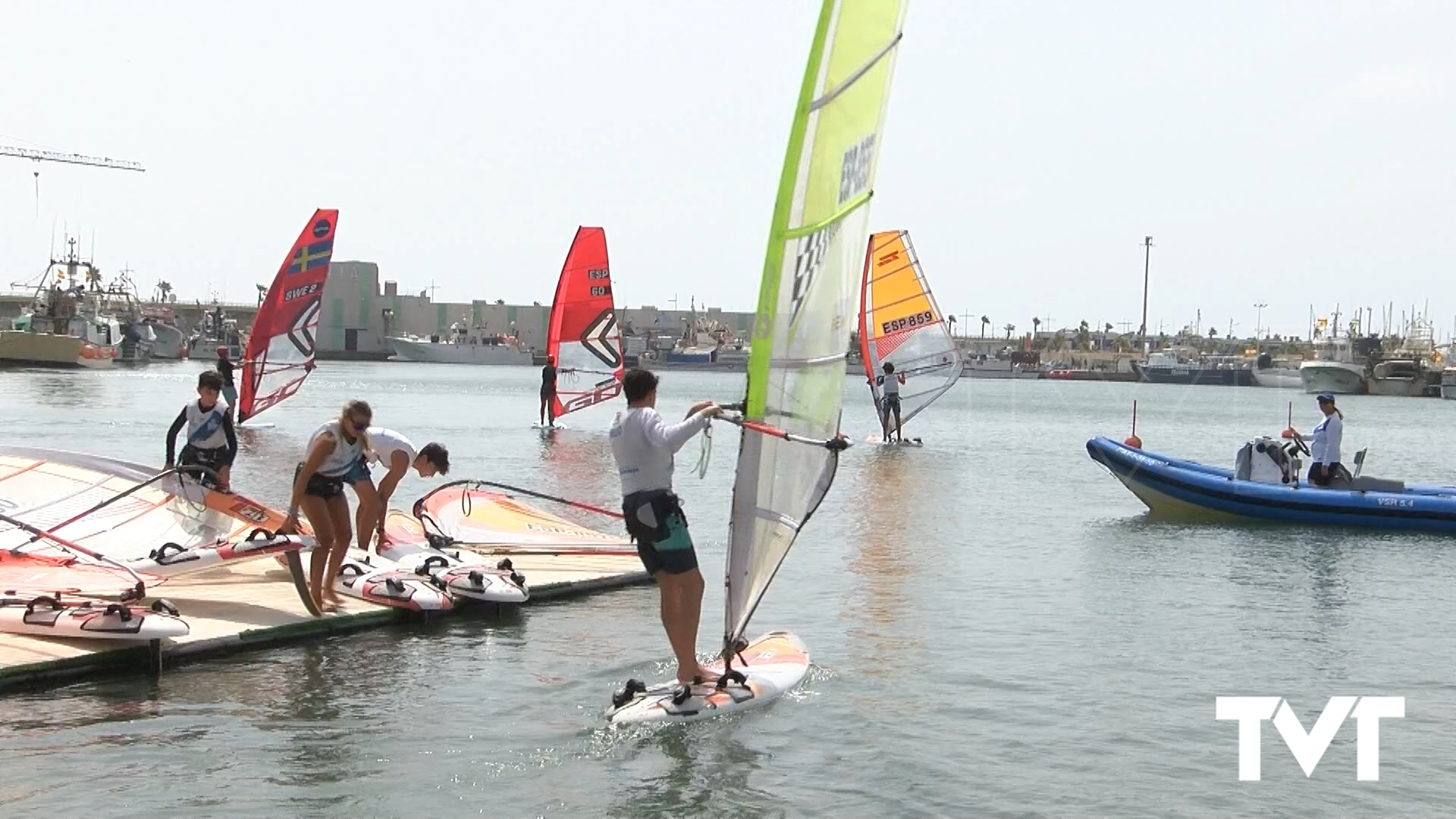 Imagen de  Los regatistas del RCNT consiguen 2 primeros puestos, cuatro segundos y un tercero en la prueba autonómica de Windsurfing