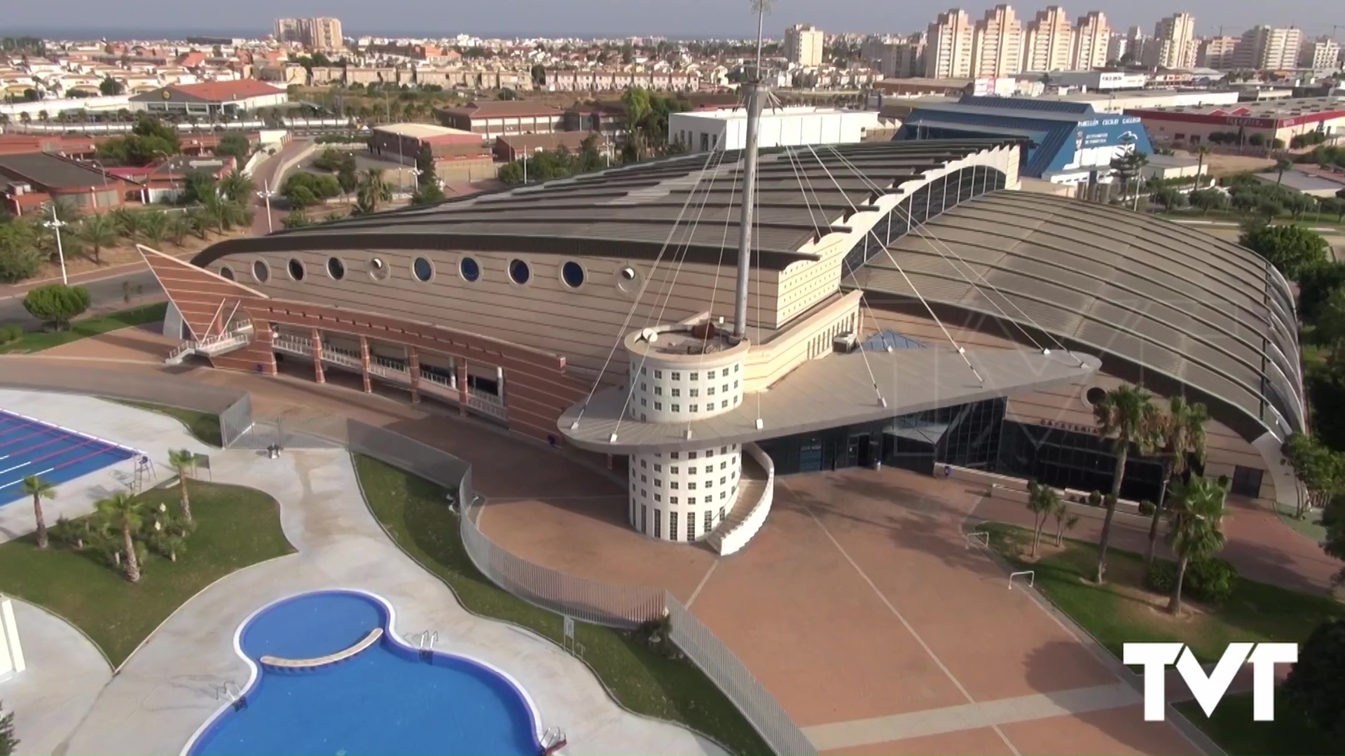 Imagen de Se incrementa el precio del contrato con ESATUR para incluir servicio también en el Pabellón deportivo de La Mata 