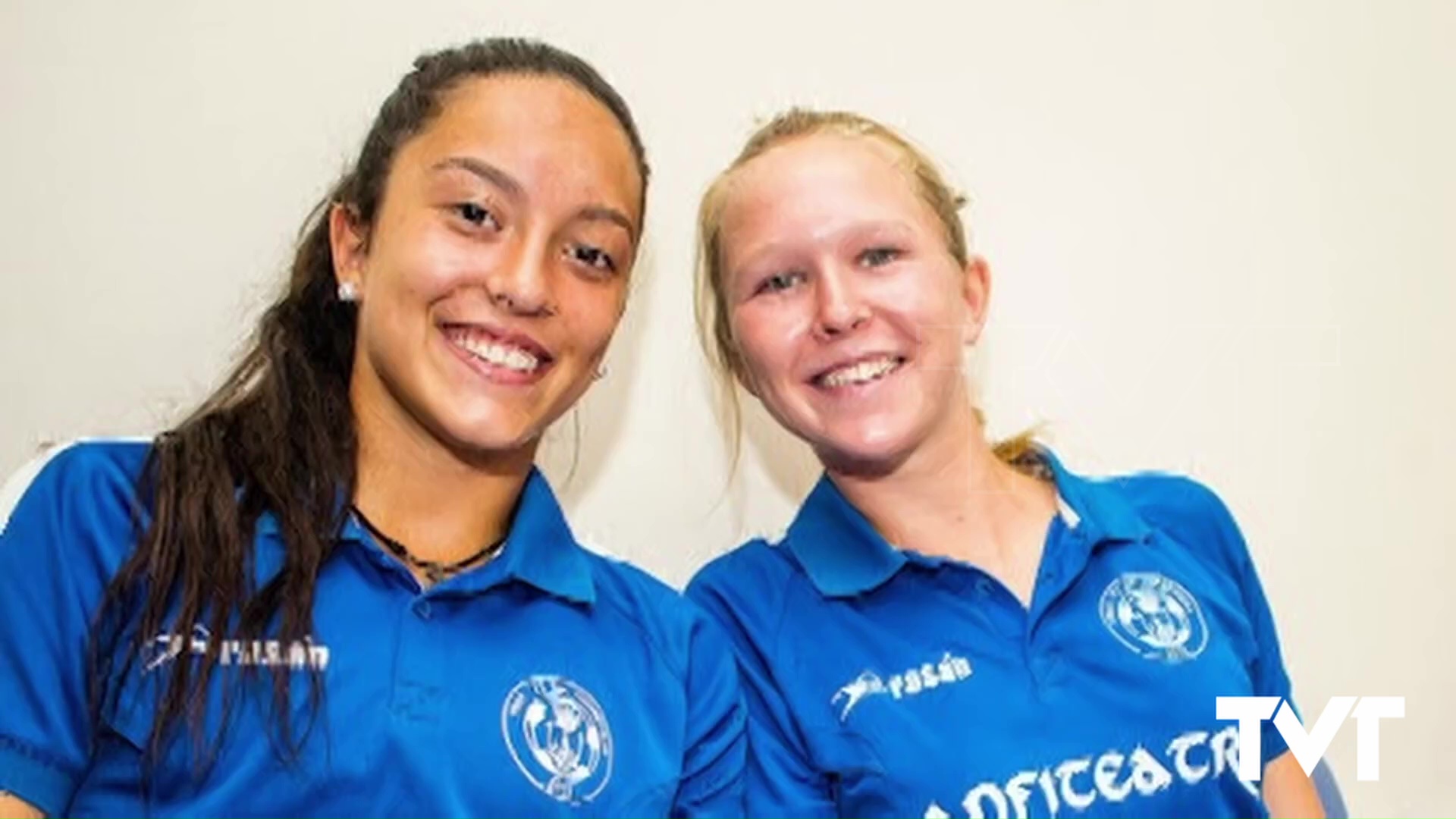 Imagen de Dos jugadoras de balonmano de la cantera torrevejense convocadas para la concentración de Las Guerreras en Castellón 