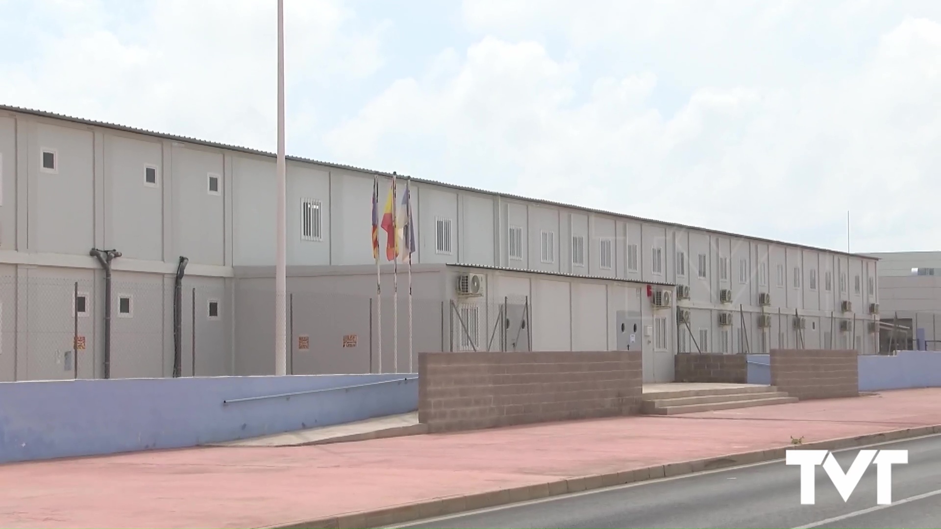 Imagen de La puesta en marcha del nuevo colegio Inmaculada y la ampliación del colegio prefabricado Nº14 con una tercera línea permitirá escolarizar a más de 400 alumnos que todavía no disponían de plaza 