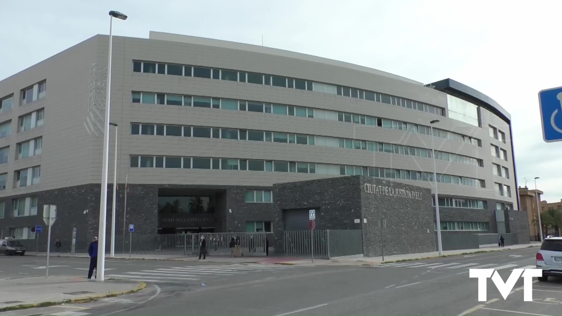 Imagen de Un tribunal popular juzgará a un hombre acusado de presuntamente matar a golpes a su pareja sentimental en Torrevieja 