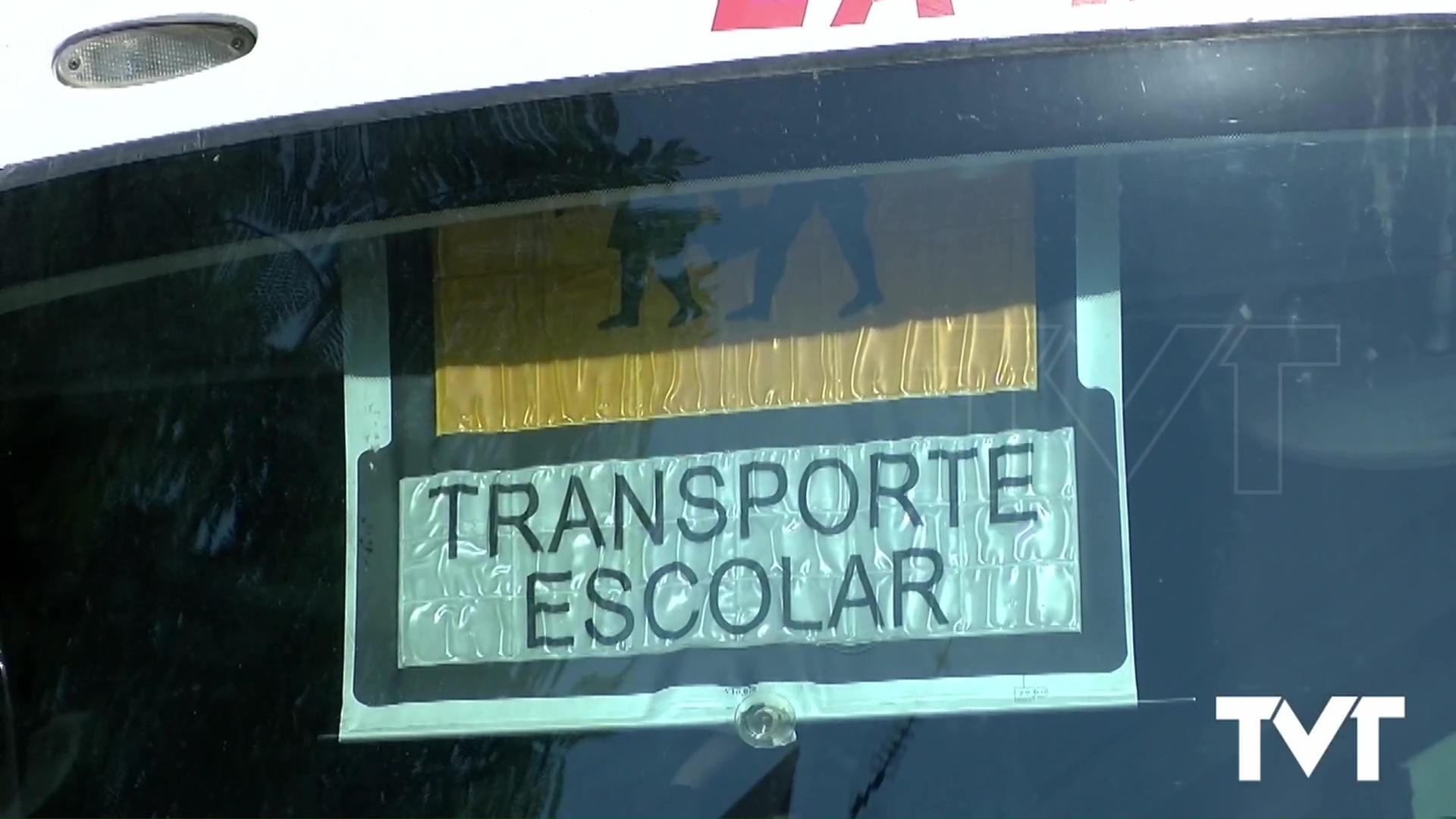 Imagen de Las Ampas de Torrevieja indignadas porque el diputado socialista en las CCVV y la portavoz socialista en Torrevieja sólo convocaron a 2 AMPAS del total de 21 existentes