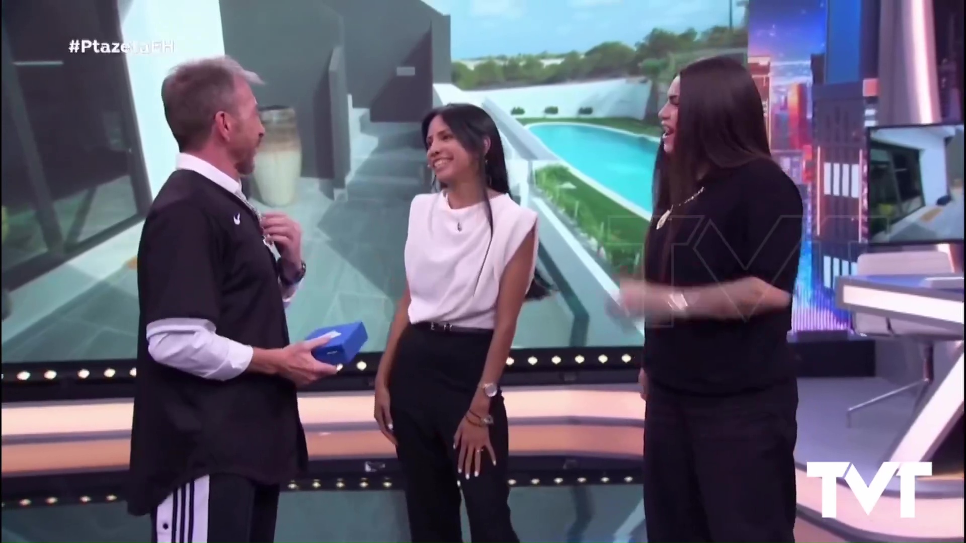 Imagen de Janill Marie de la Cruz , ganadora de la casa en Torrevieja sorteada por « El hormiguero»