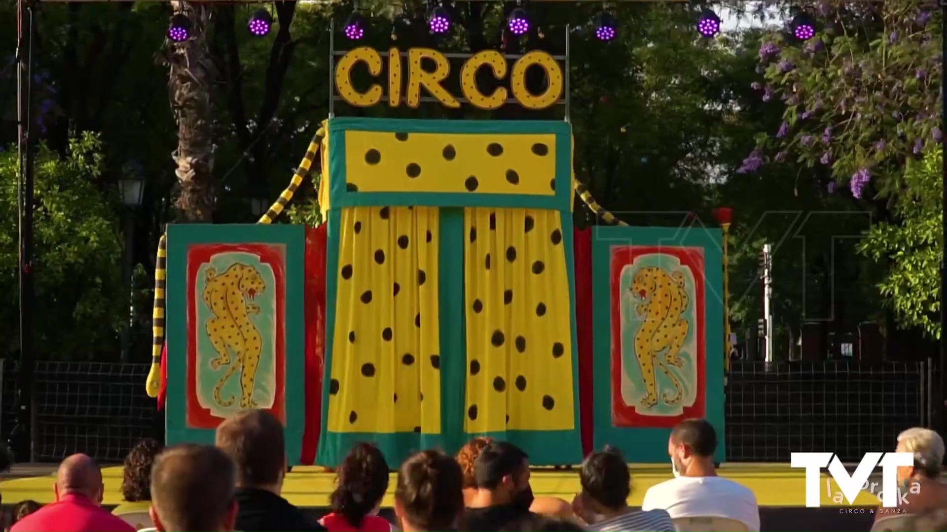Imagen de Continúa el ciclo Teatro para todos este domingo con CÁNDIDO. Llega el circo 