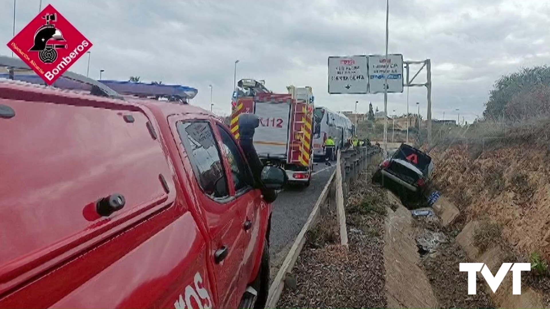 Imagen de Una colisión entre un vehículo y un autobús deja varios heridos 
