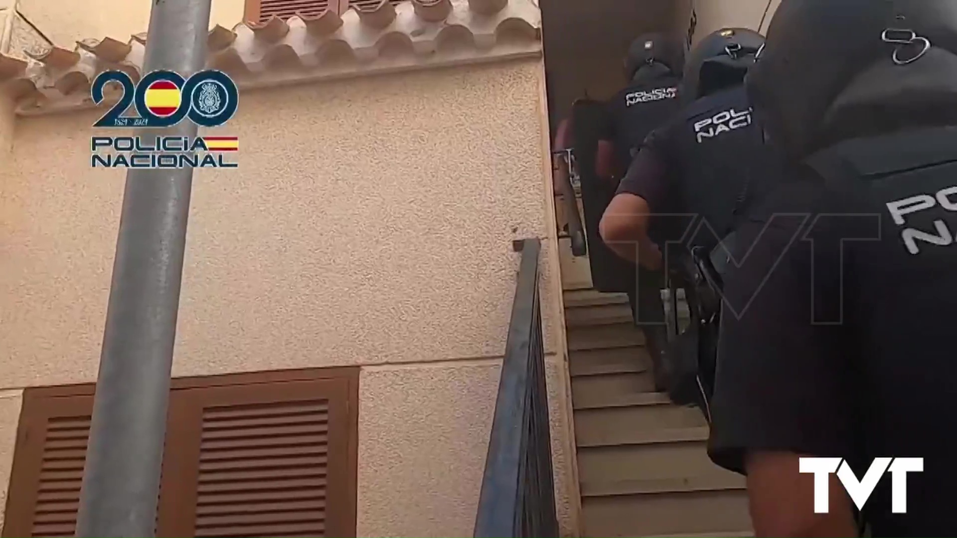 Imagen de Desarticulada una red criminal por estafar 5 millones de euros suplantando páginas web de productos electrónicos de alta gama. Operaban desde Torrevieja y Orihuela