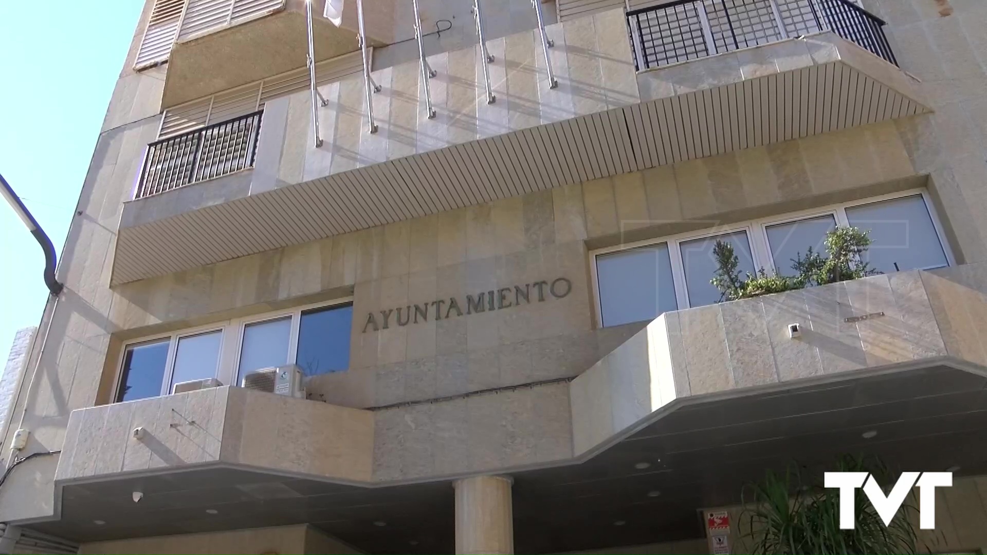 Imagen de PP, VOX y Sueña Torrevieja firman una moción para trasladar a presidencia del gobierno de España mostrando su rechazo al centro de acogida para migrantes