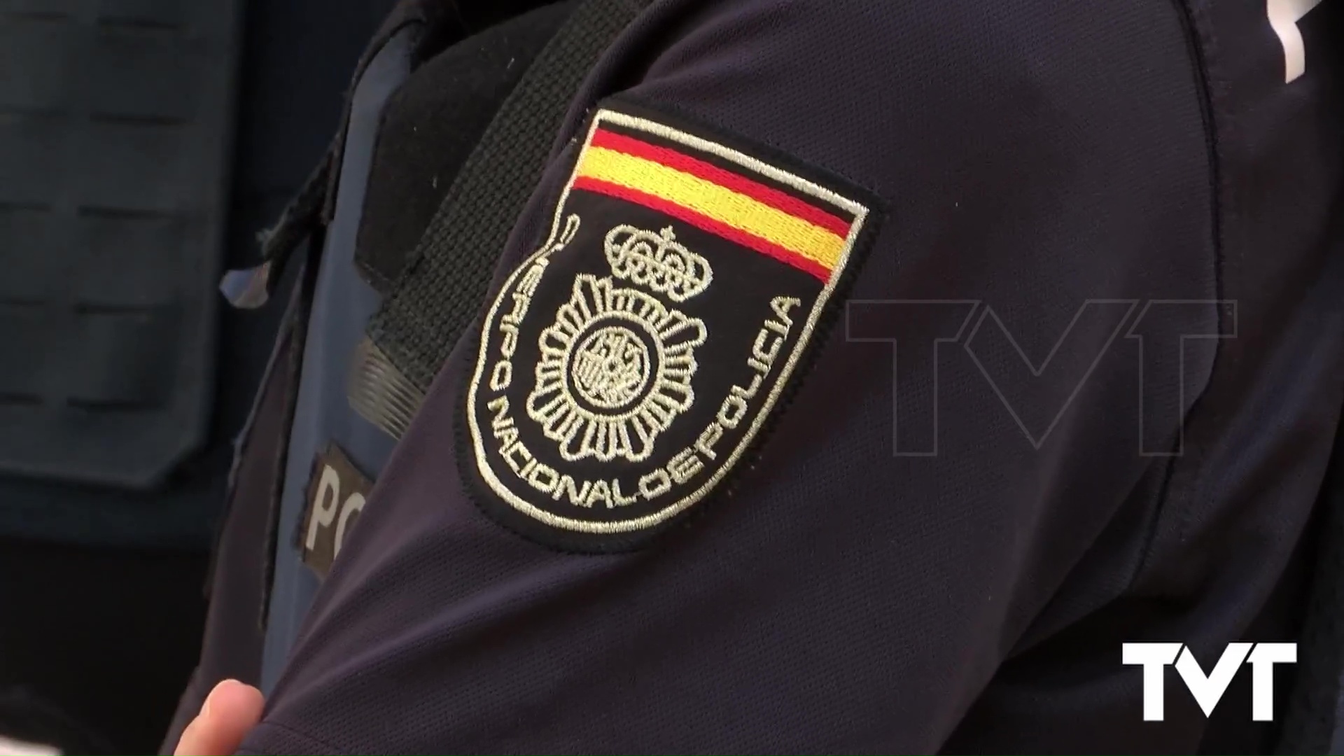 Imagen de Policía Nacional evita que un hombre se desangre tras sufrir una fractura abierta en la pierna 