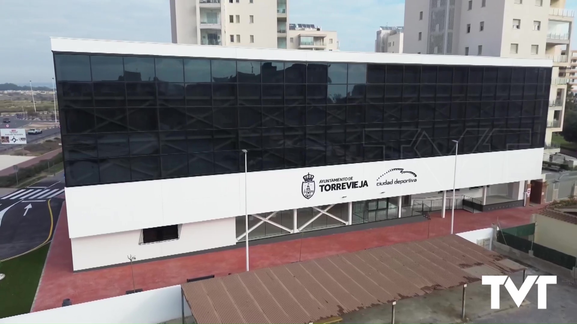 Imagen de Abre sus puertas el pabellón polideportivo de La Mata