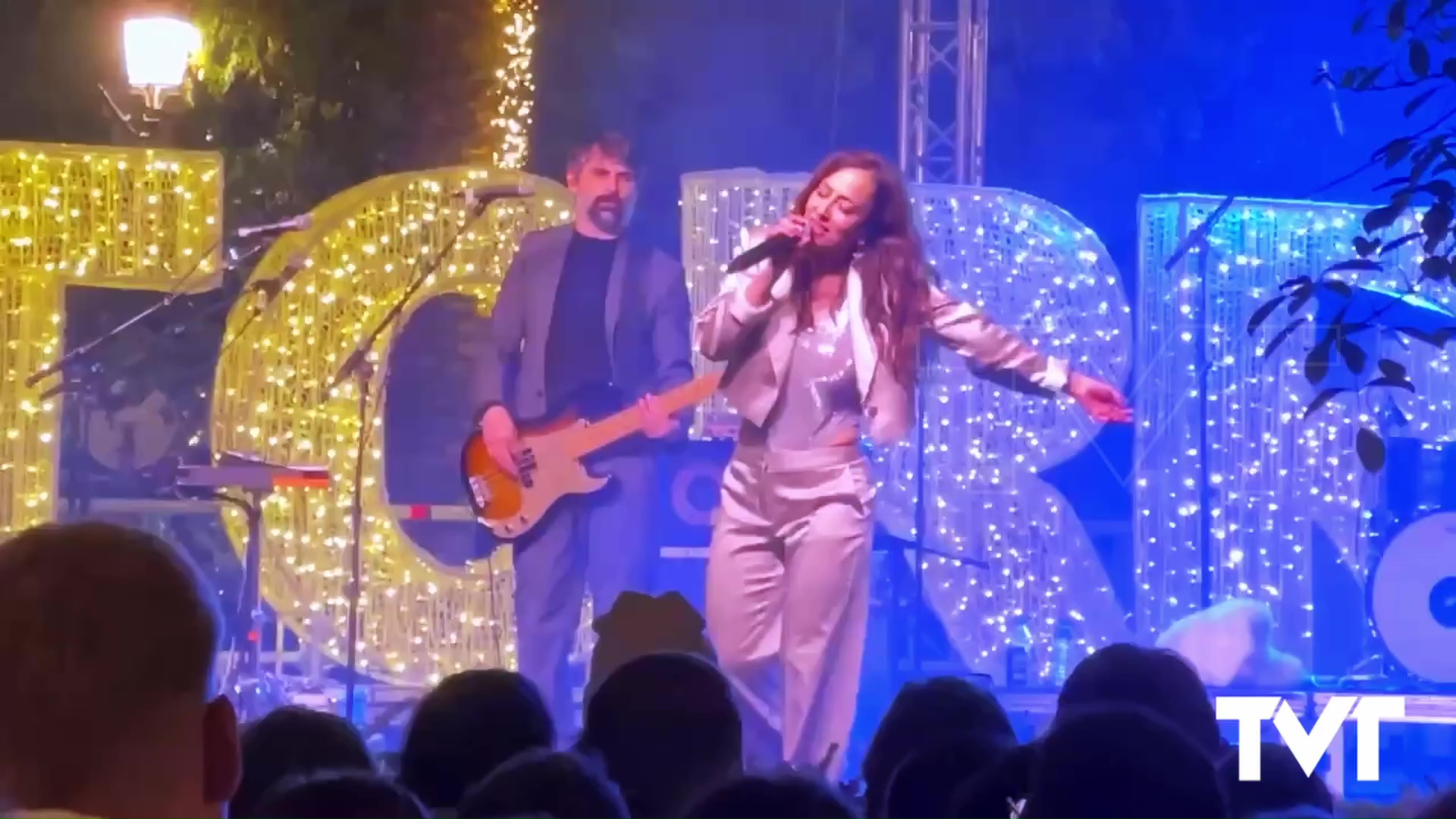 Imagen de Nena Daconte llegó a Torrevieja presentando un concierto sobre el escenario de La Plaza 