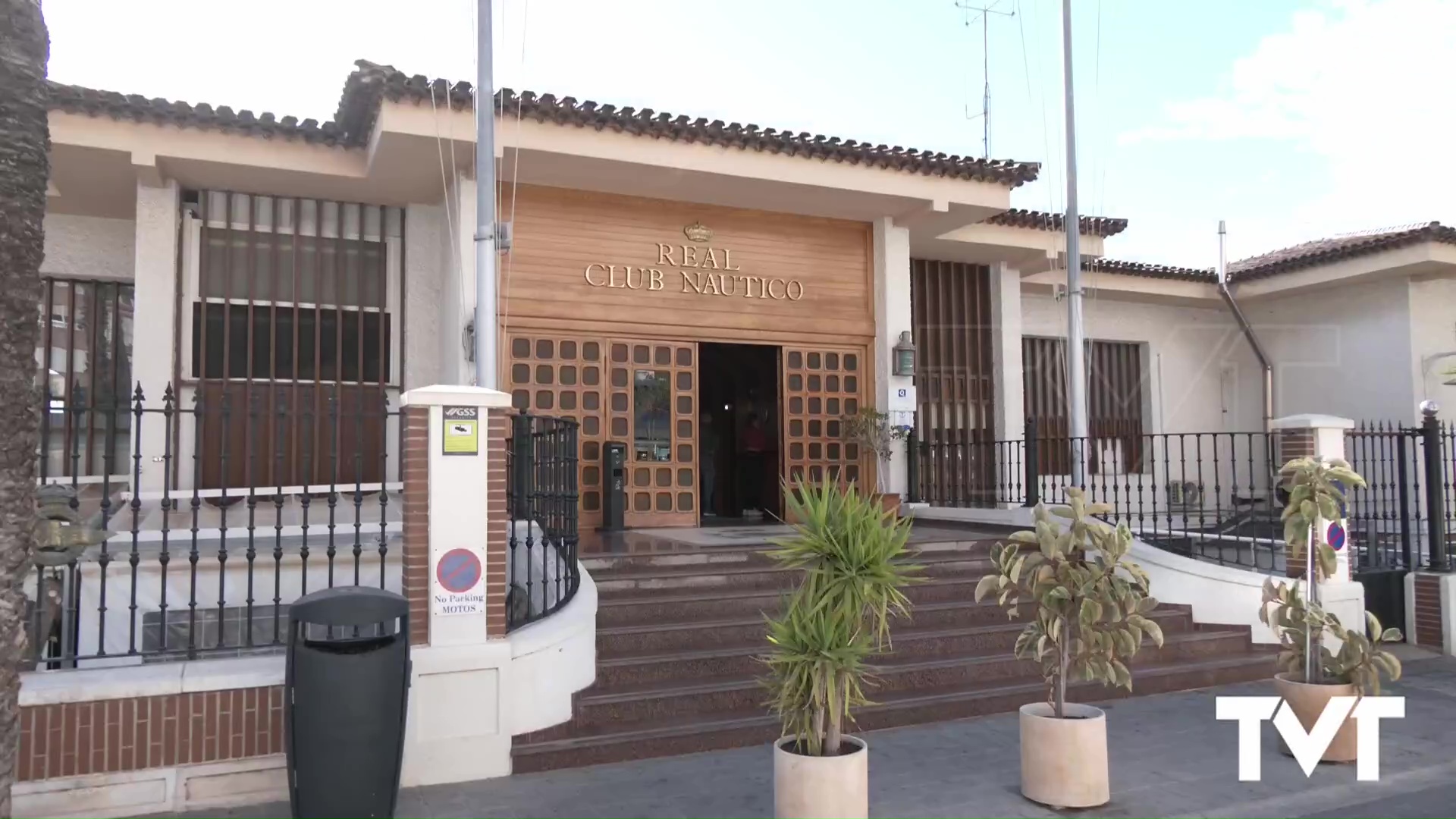 Imagen de 60 regatistas participan en la «Regata del Roscón» del Real Club Náutico de Torrevieja