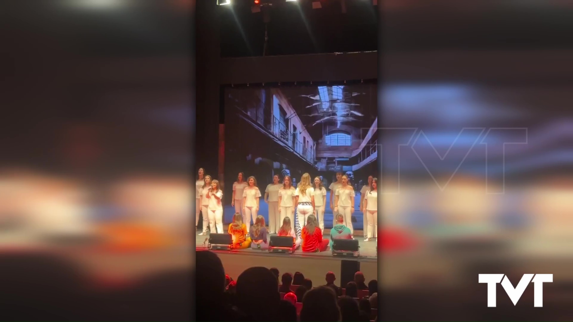 Imagen de «El almacén de las artes». Una gala convertida en la gran fiesta de la cultura torrevejense 