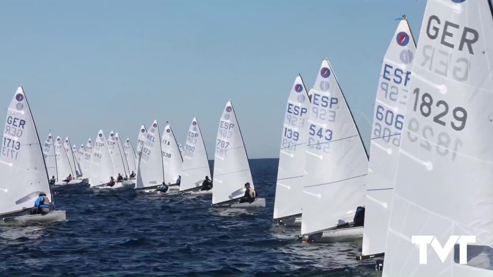Imagen de Los daneses Oscar y Camila vencedores del Campeonato Europeo Clase Europa 