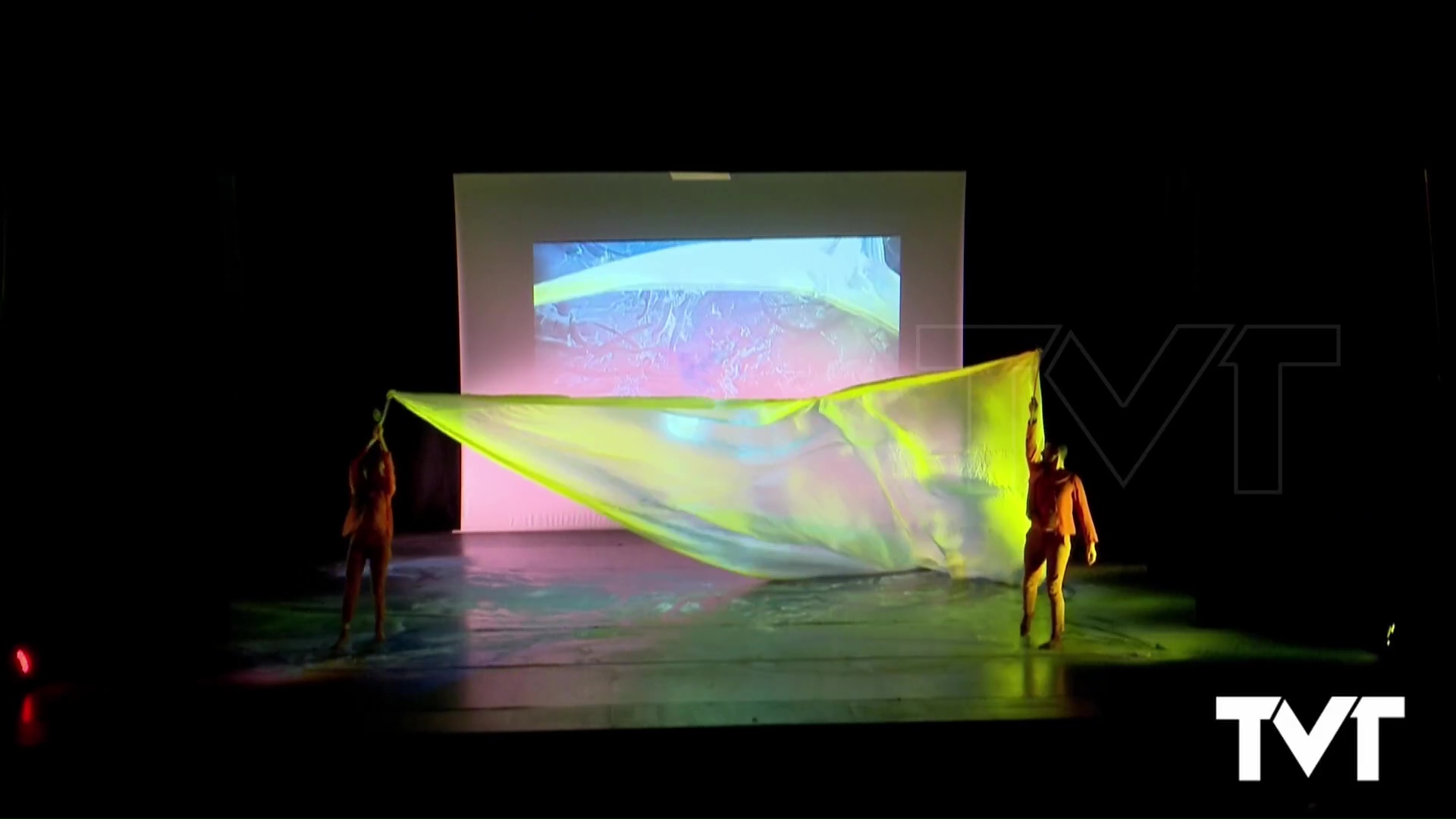 Imagen de Brillante y original puesta en escena del espectáculo de danza especializado en primera infancia 
