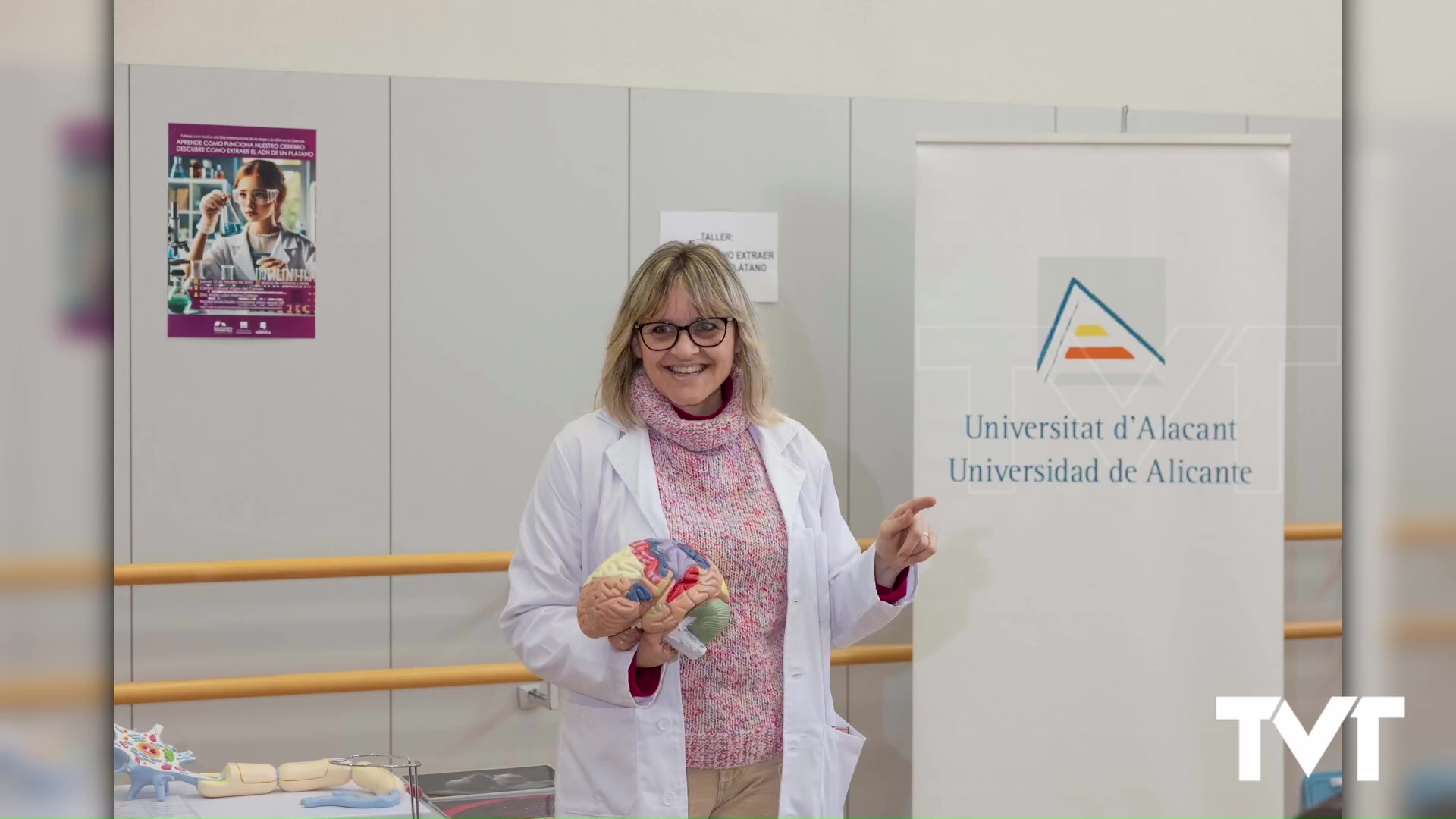 Imagen de Celebrados los talleres UA para concienciar y visibilizar el papel de la mujer en la ciencia 