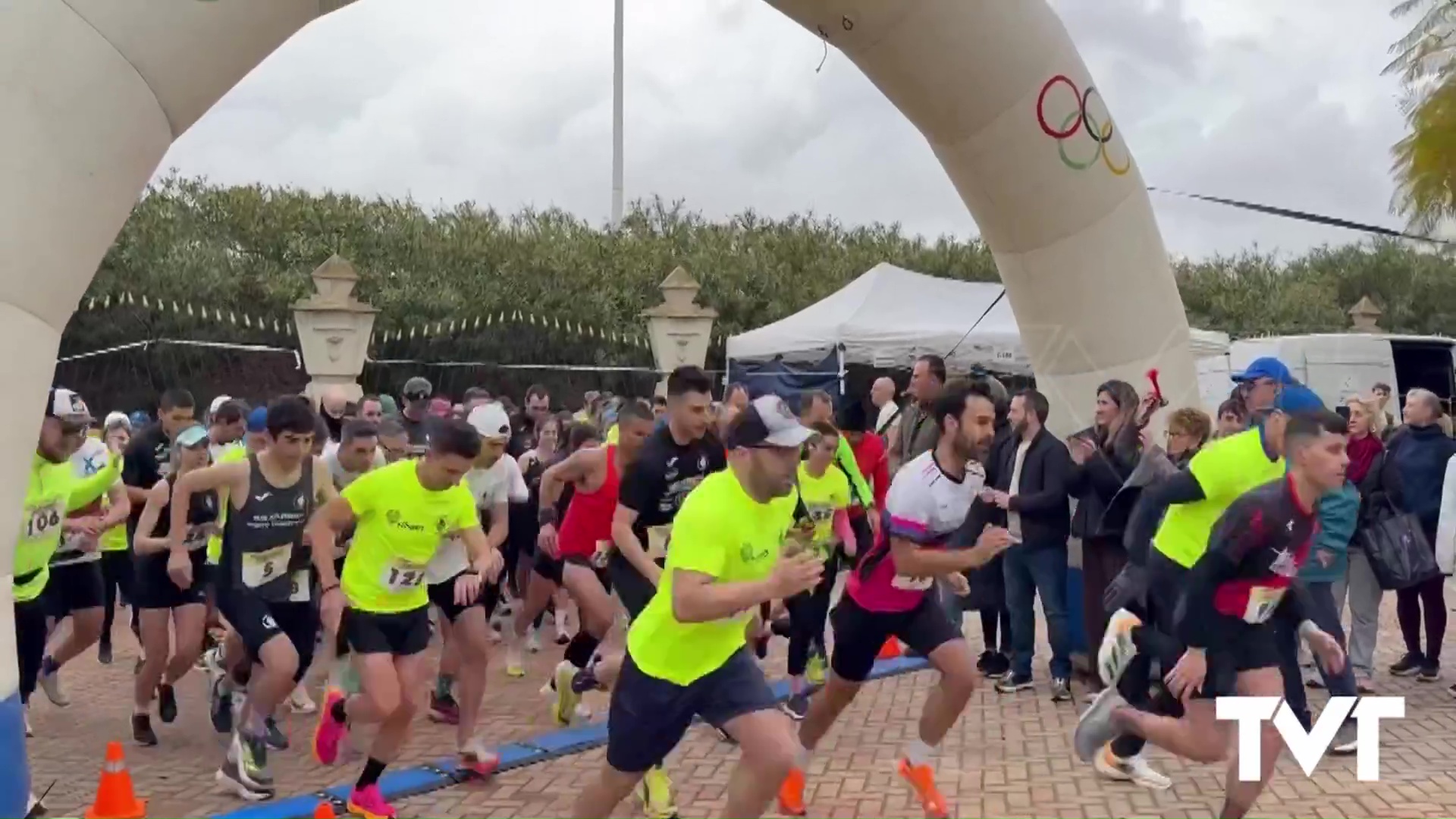 Imagen de Deporte, solidaridad y vida saludable se unen en la VIII marcha /carrera solidaria de Asimepp 