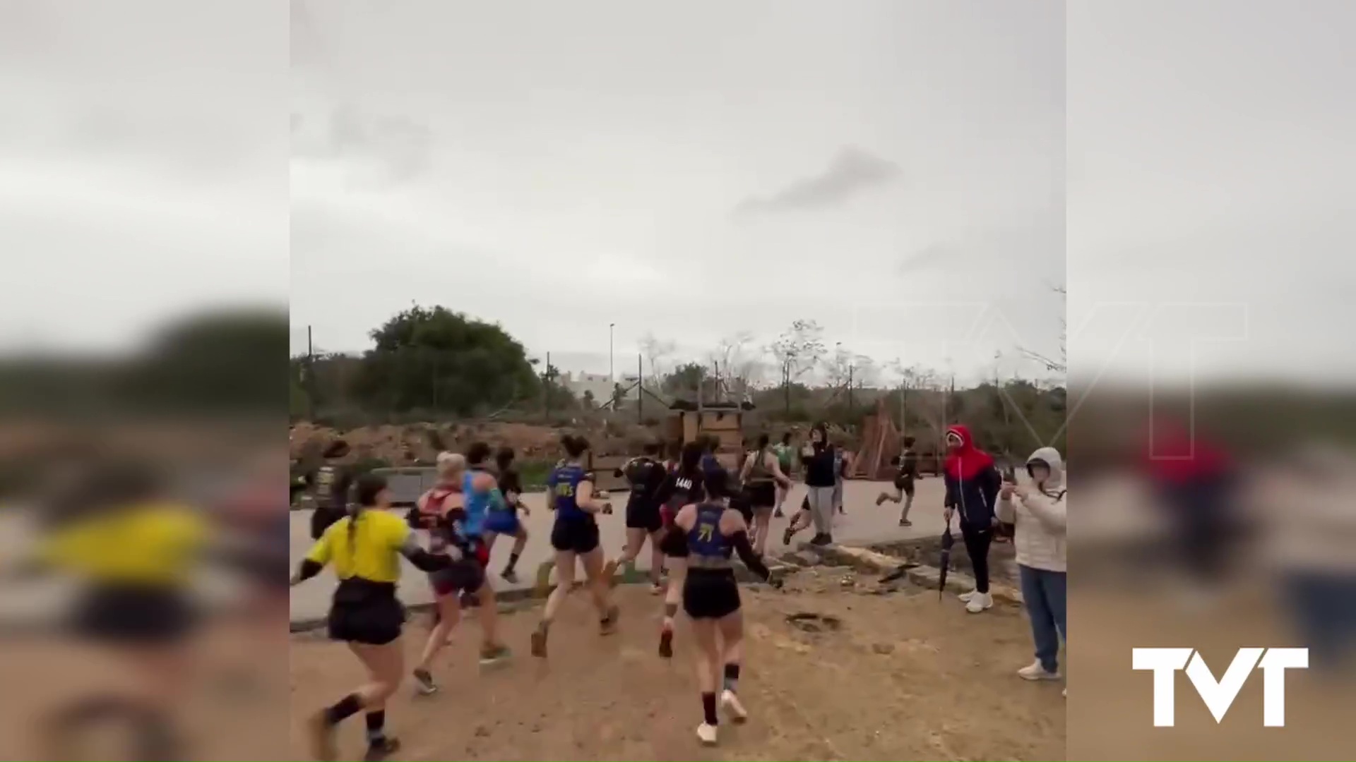Imagen de 1.200 deportistas inscritos en la nueva edición de Unbroken Race celebrada en Torrevieja el 1 de marzo 