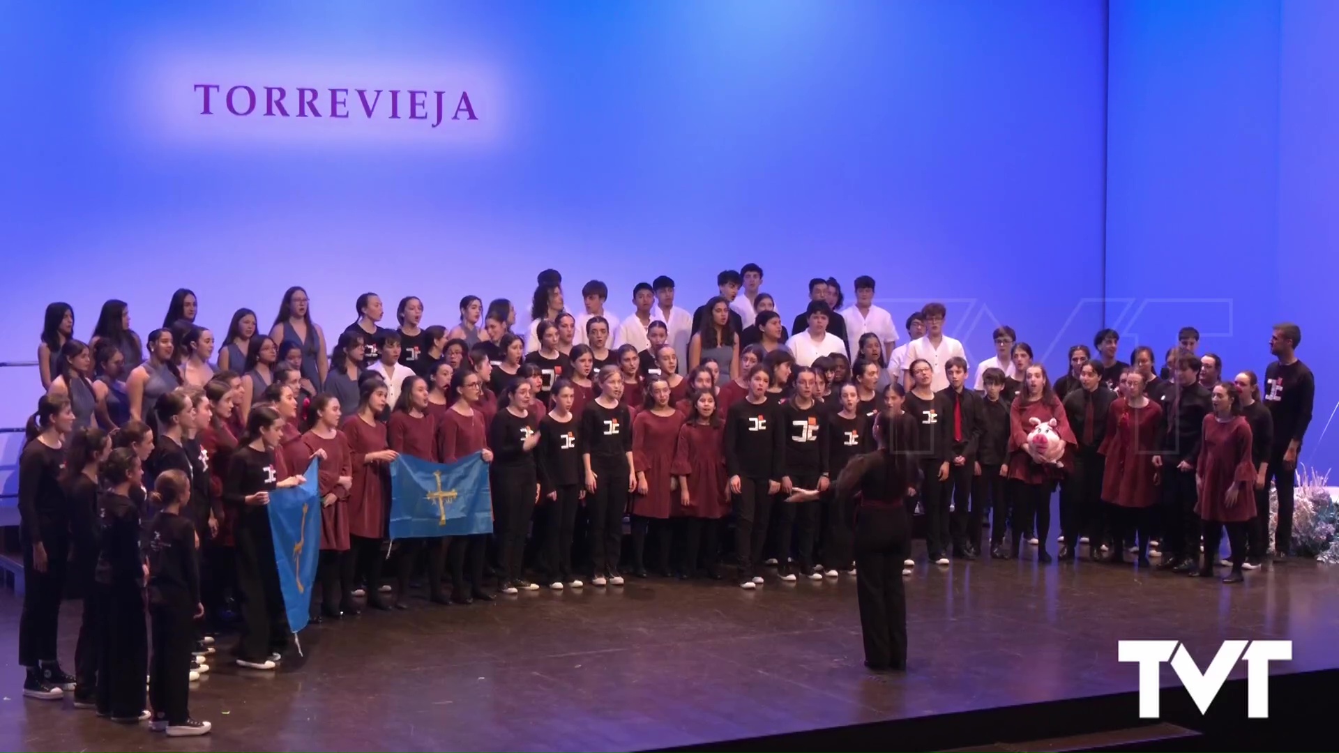 Imagen de El Coro Arsis, de Oviedo, se alzó con el Primer Premio del 30º Certamen Juvenil de Habaneras