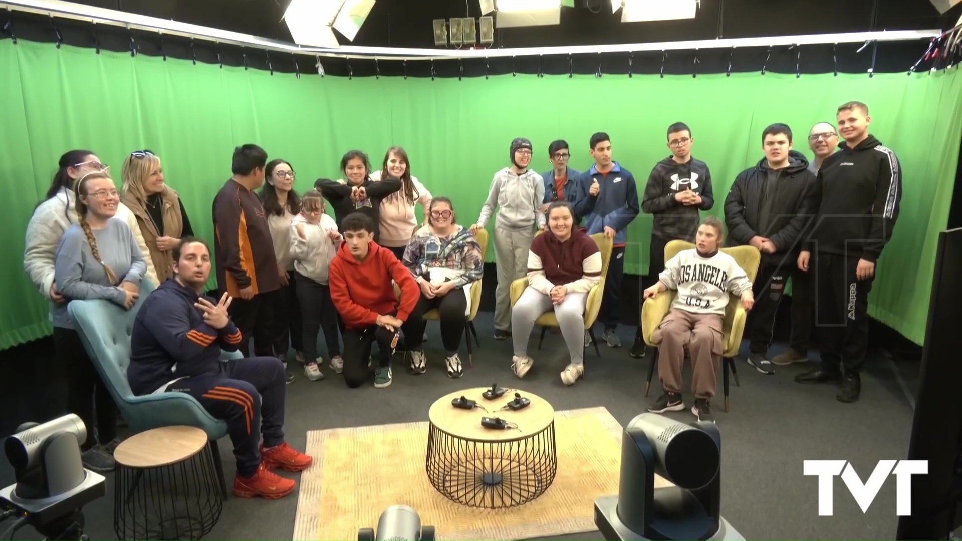 Imagen de TVT recibe la visita de alumnos/as de Alpe Torrevieja 