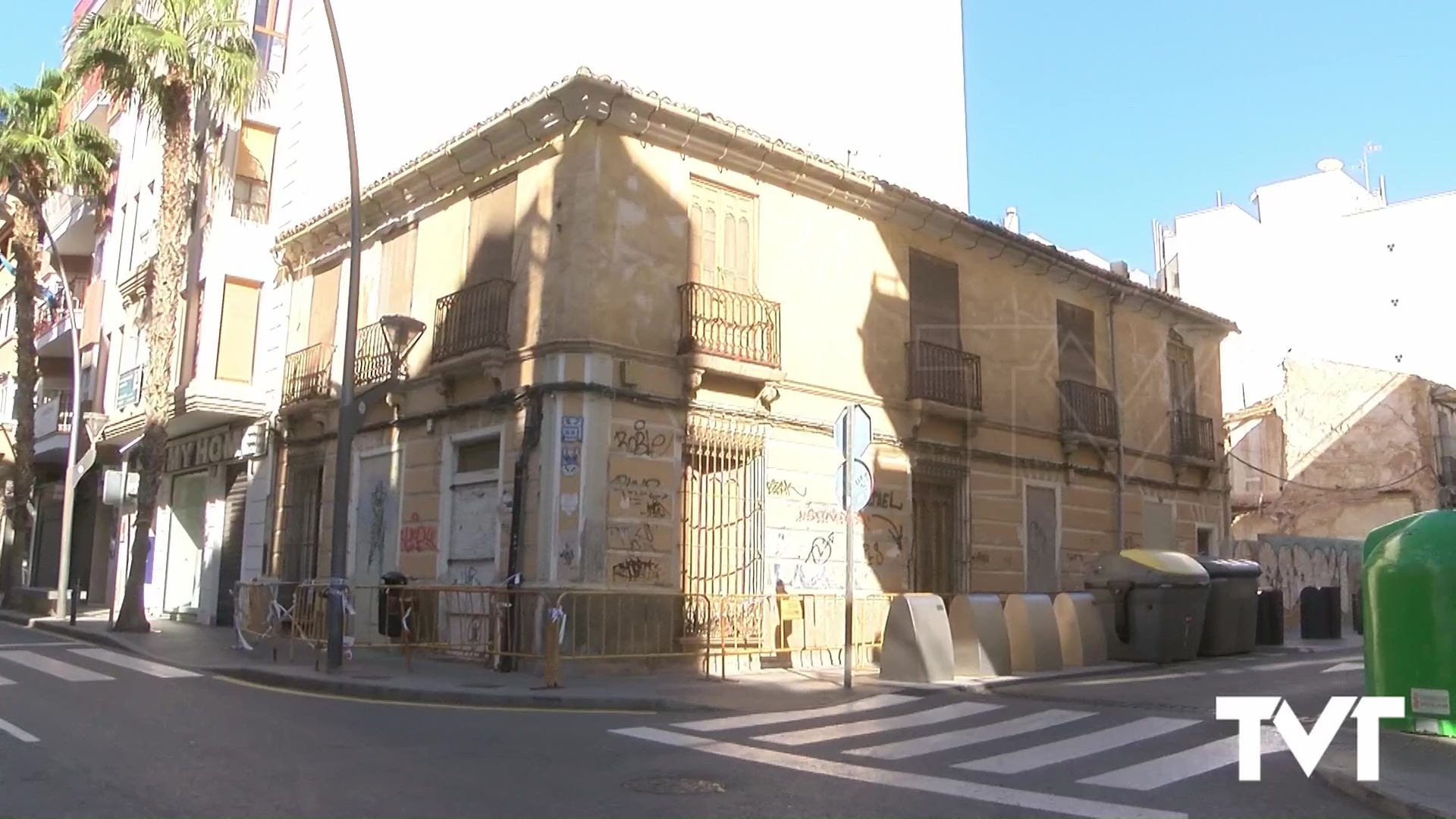 Imagen de La casa de López Dols se cae a pedazos en pleno centro de la ciudad 